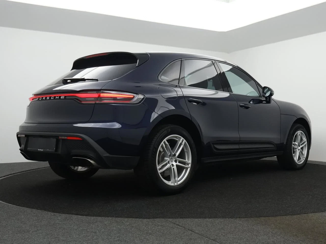 Porsche-Macan-image-10