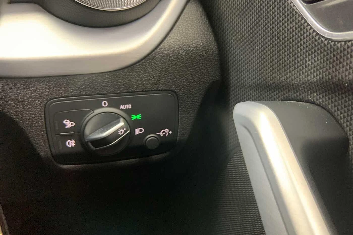 Audi-SQ2-image-23