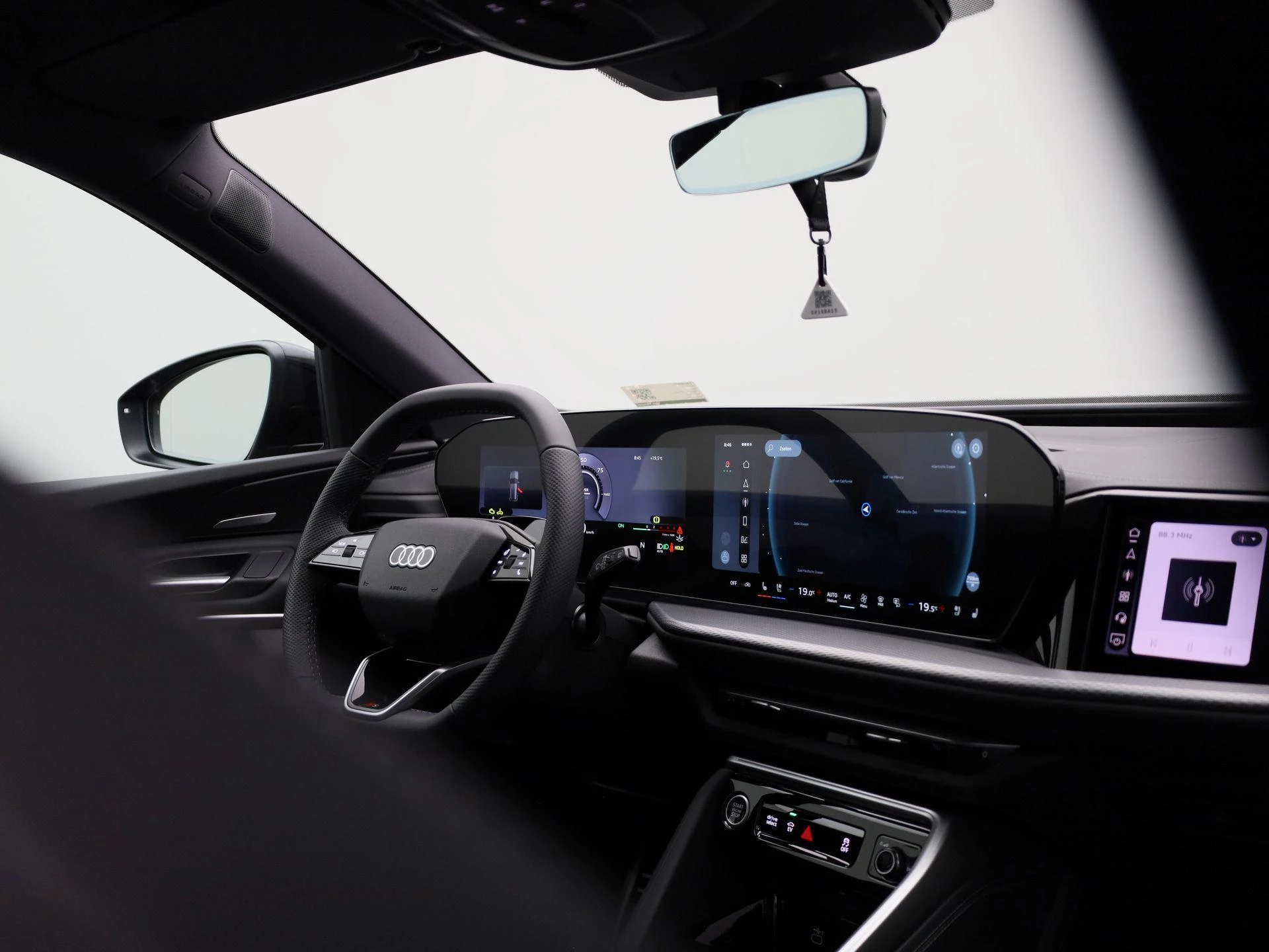 Audi Q5 2.0 TFSI e-hybrid quattro S edition Competition