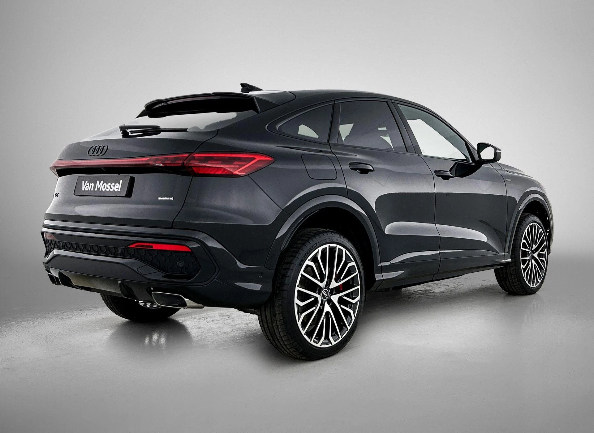 Audi Q5 Sportback 2.0 TFSI e-hybrid quattro S edition Competition