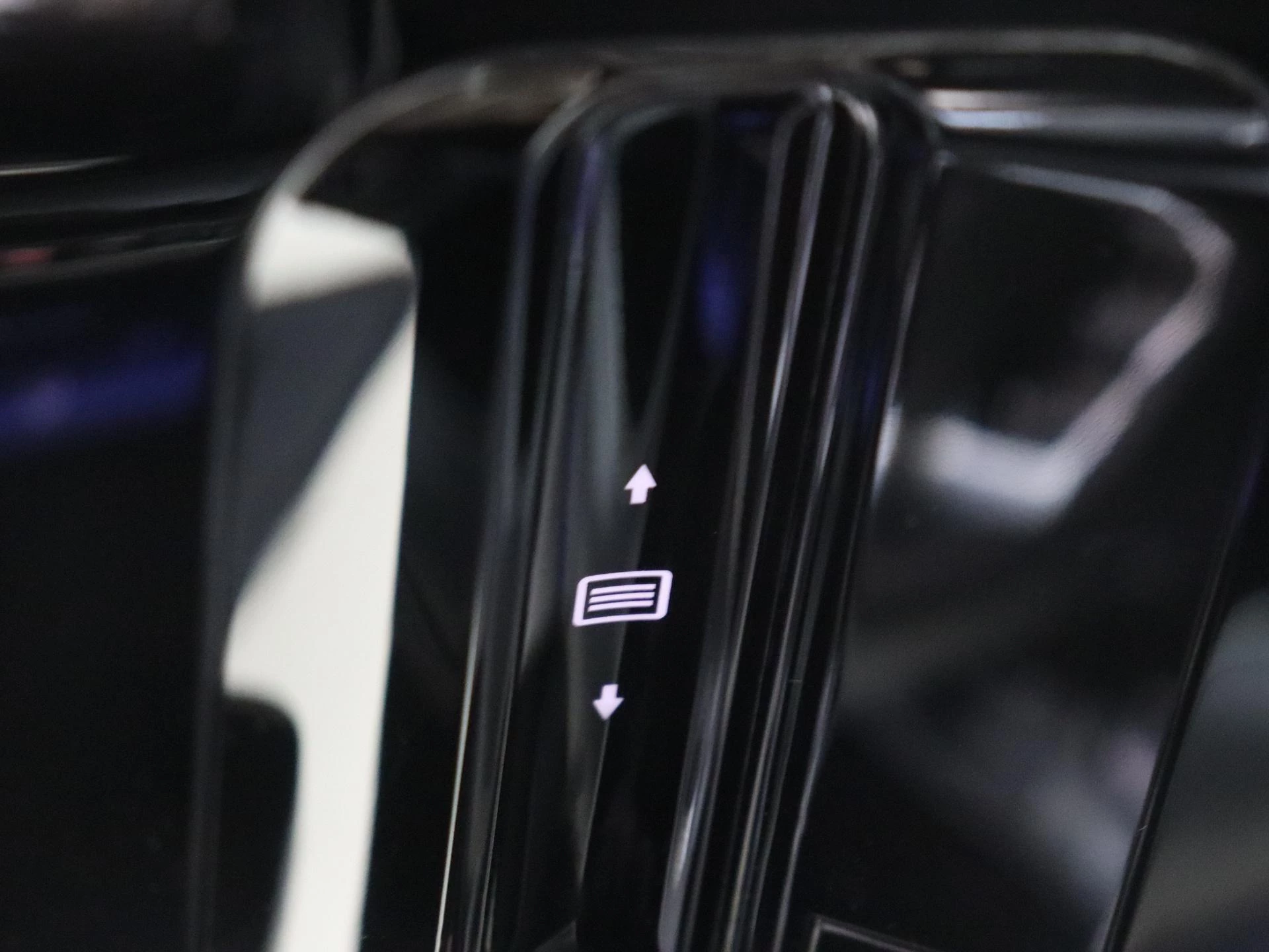 Mercedes-Benz-C-Klasse-image-25