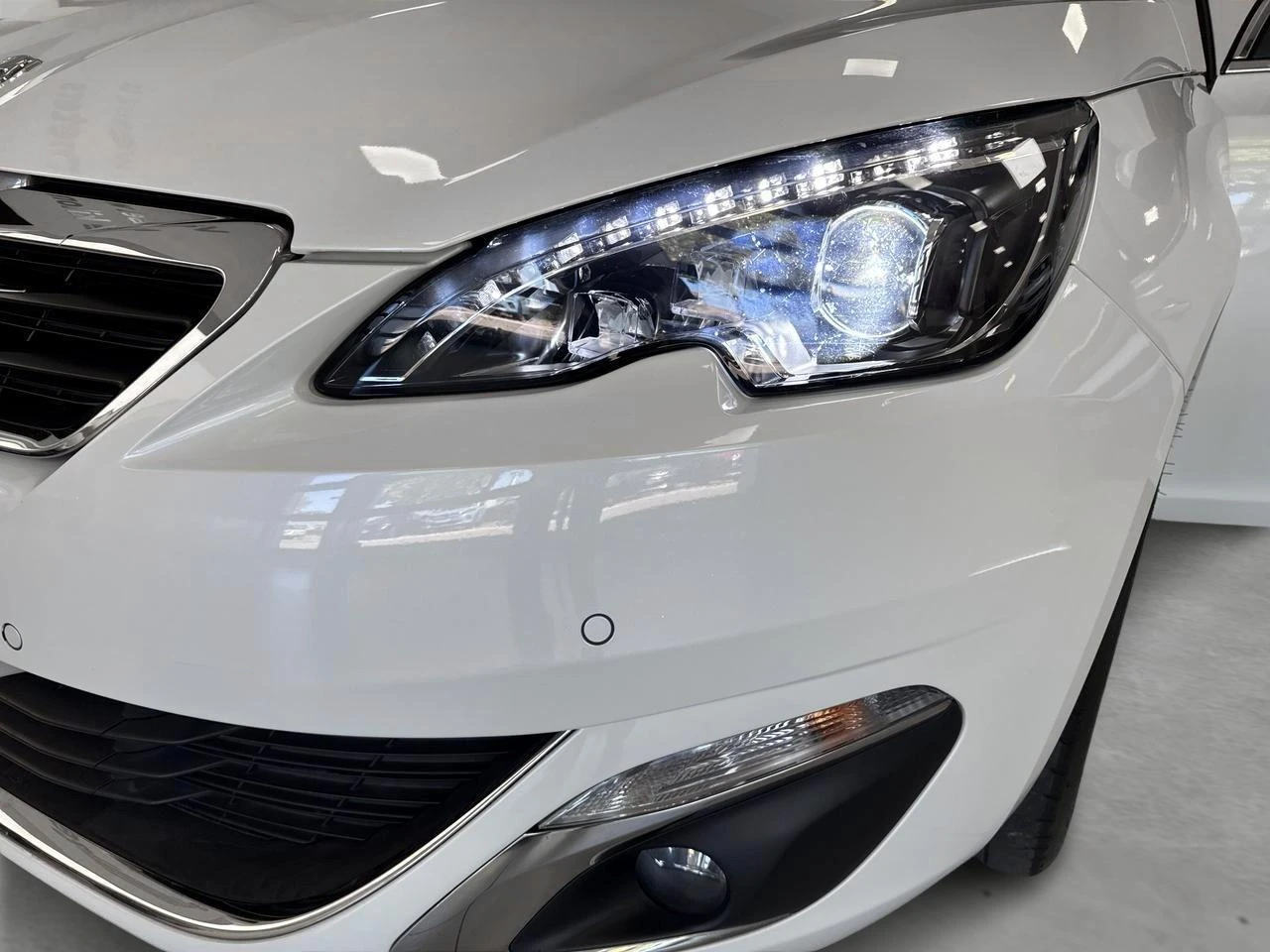 Peugeot-308-image-12