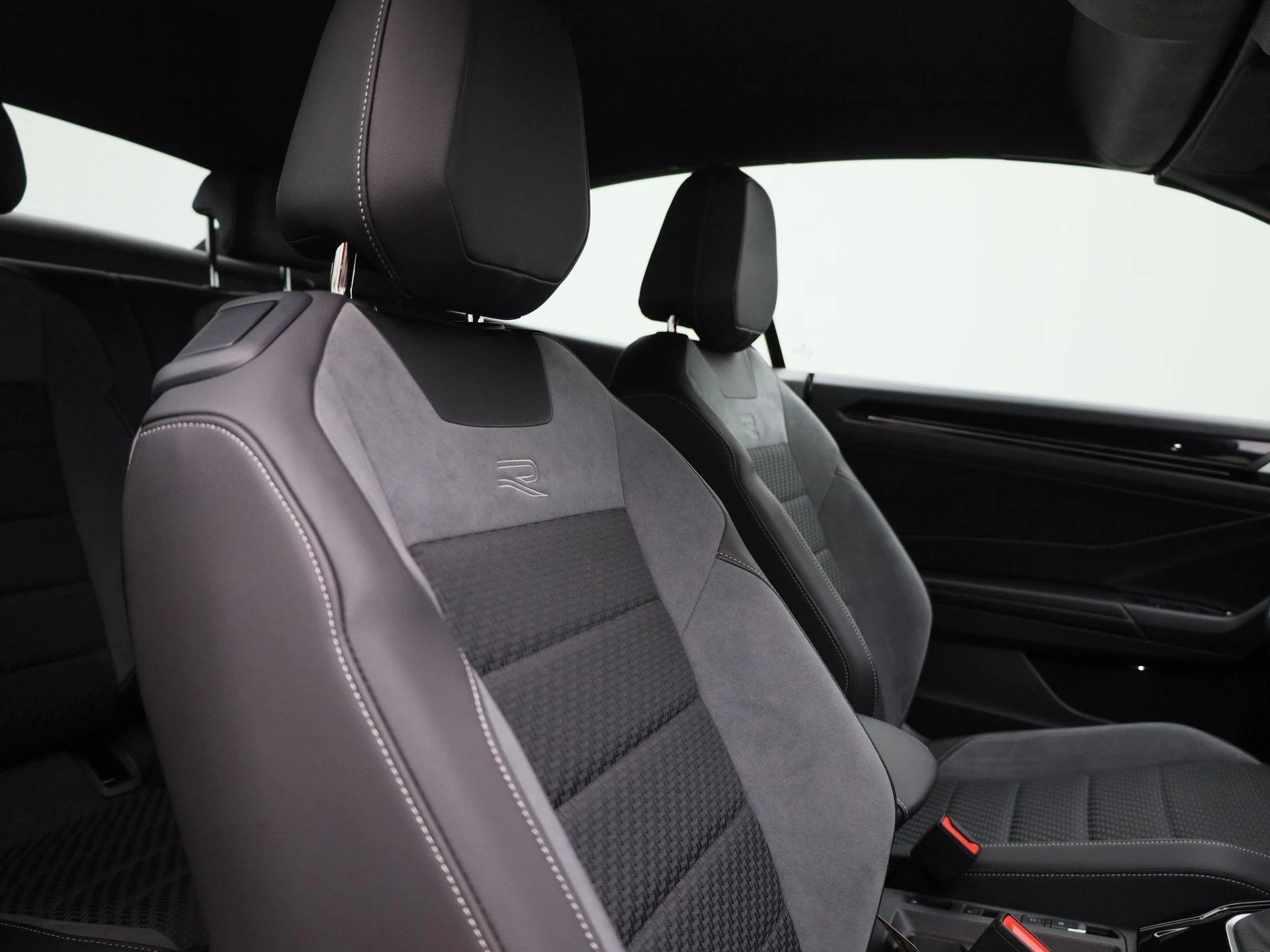 Volkswagen T-Roc Cabrio 1.5 TSI R-Line 150 PK|