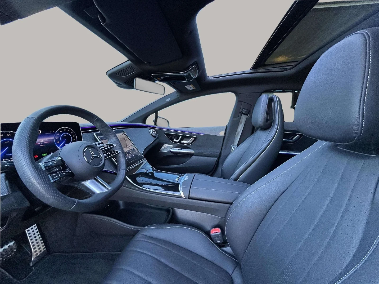 Mercedes-Benz-EQE-image-9