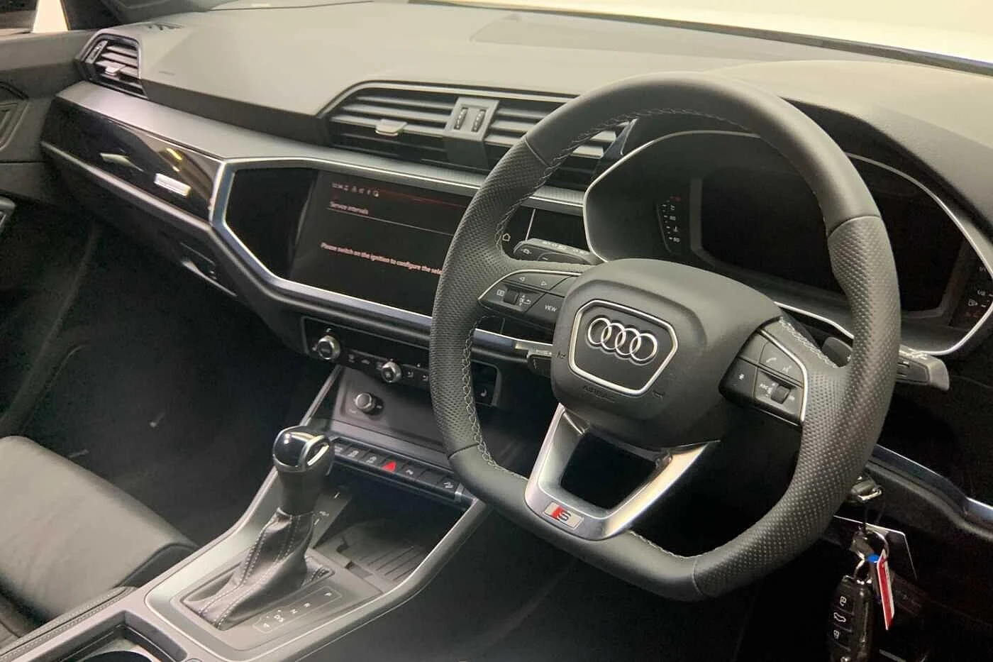 Audi-Q3-image-5
