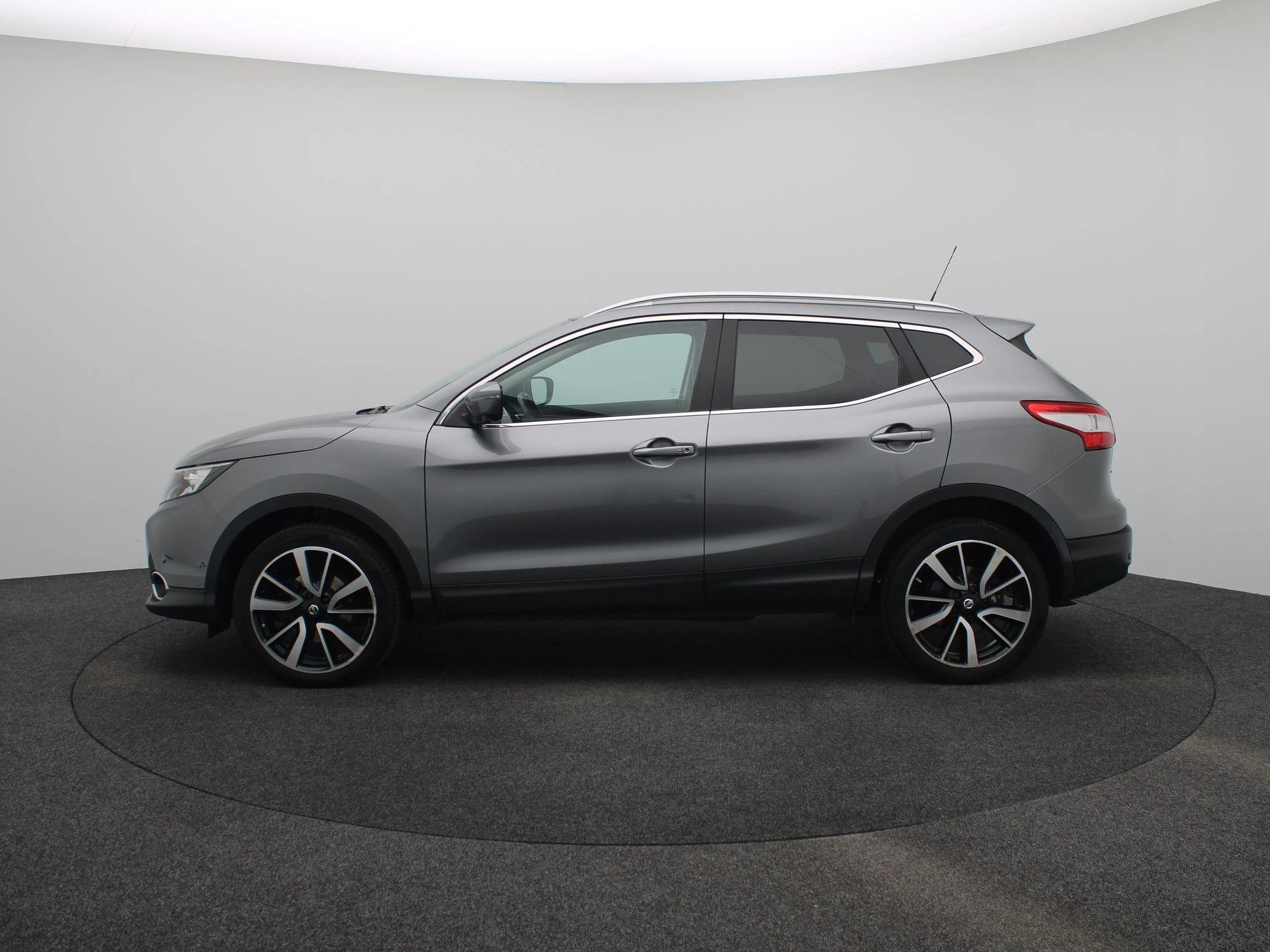 Nissan-QASHQAI-image-6
