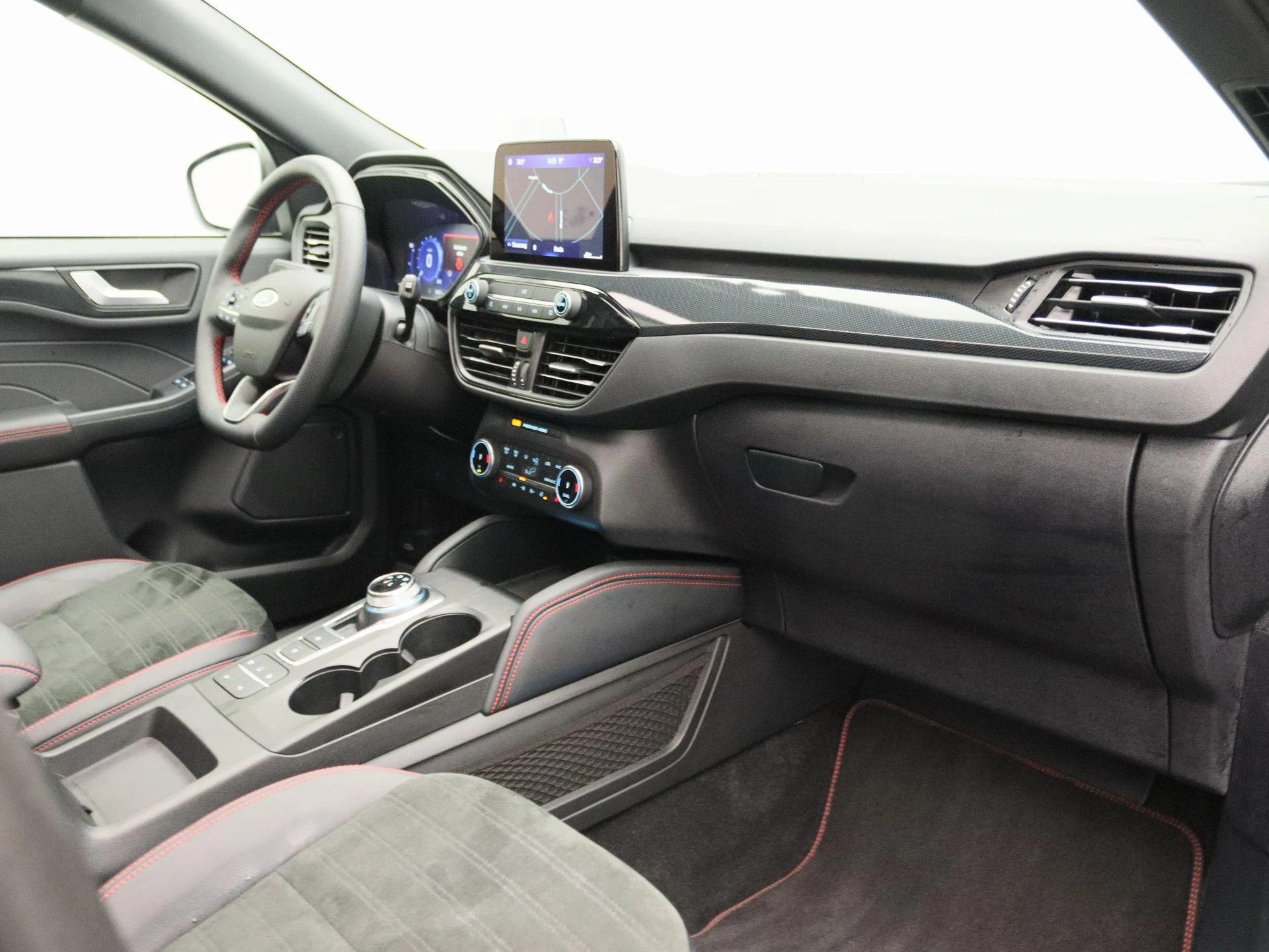 Ford-Kuga-image-27