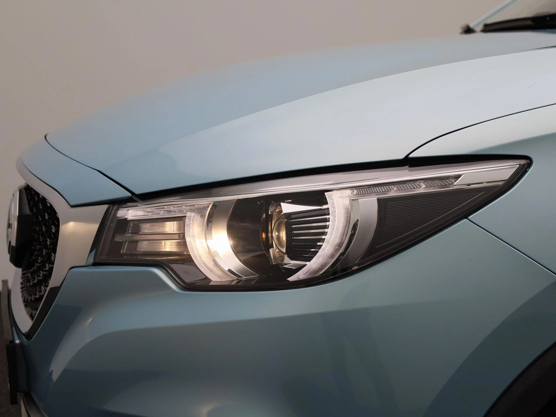MG-ZS EV-image-4