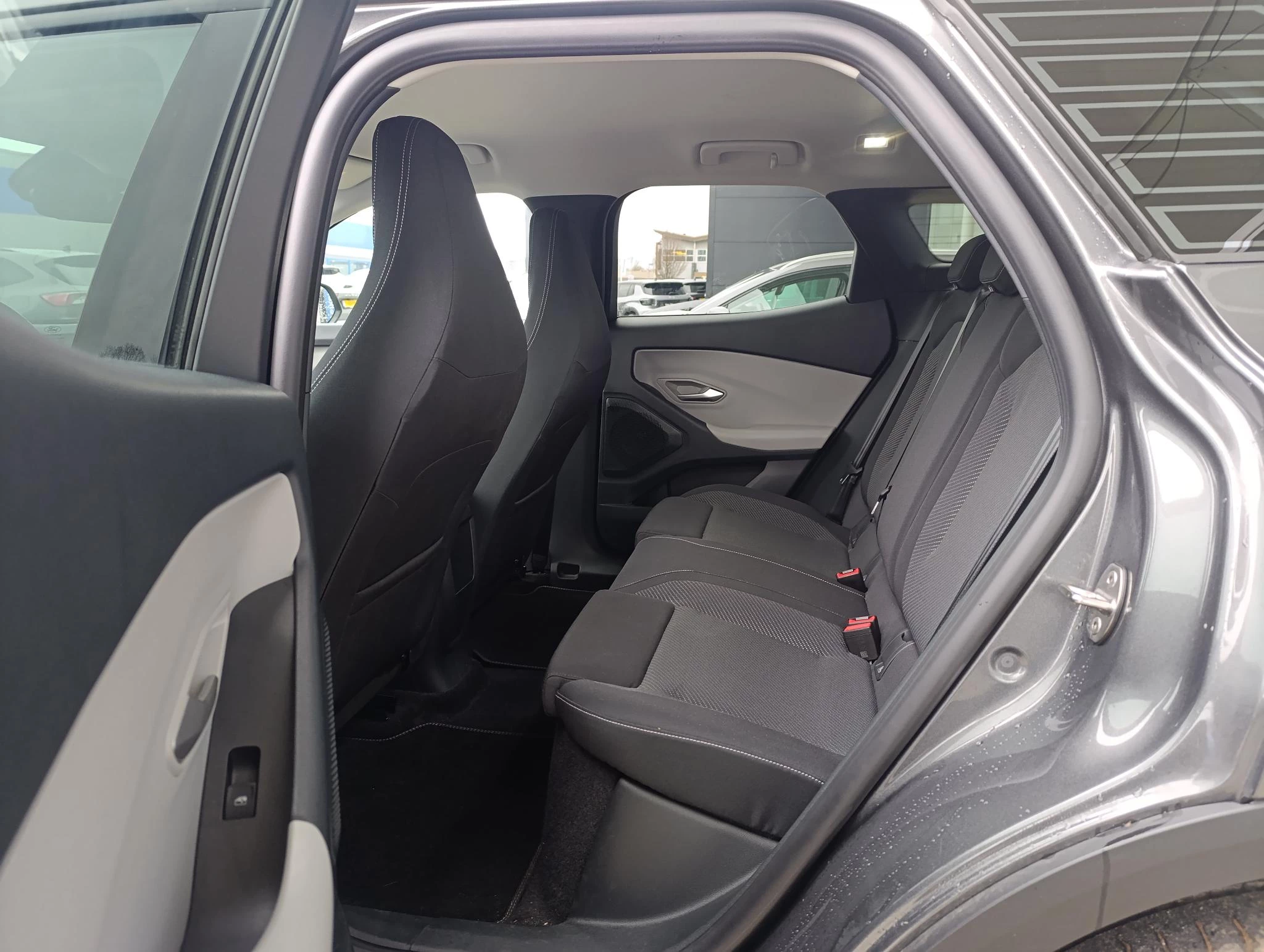 Ford-Explorer-image-15