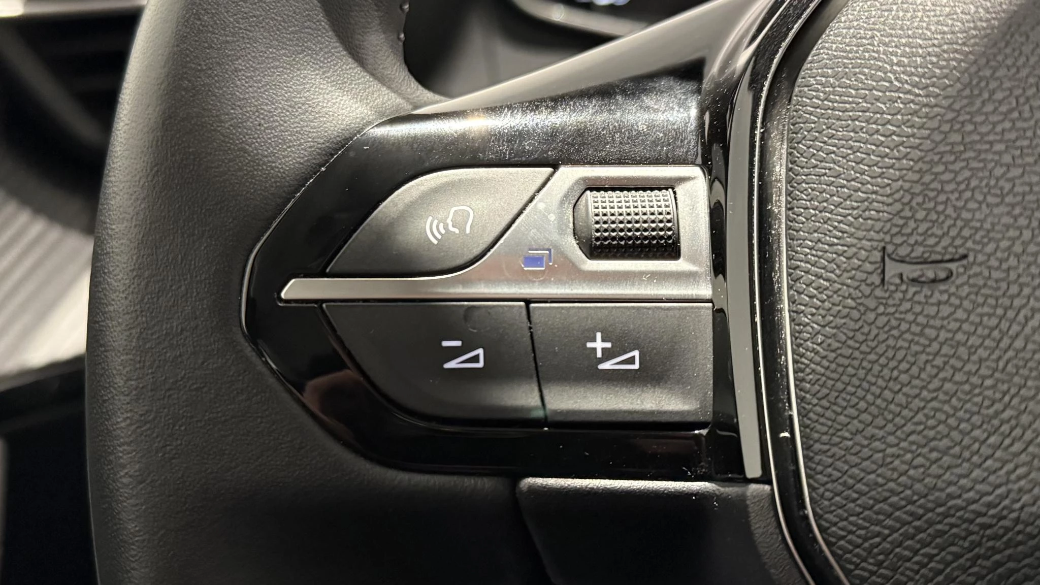 Peugeot 2008 1.2 PureTech Active Pack