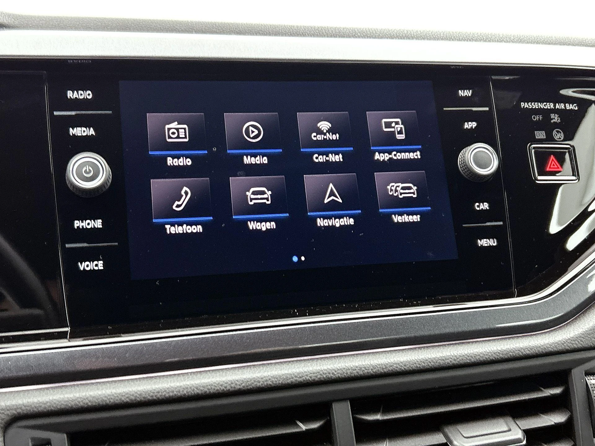 Volkswagen-Polo-image-35
