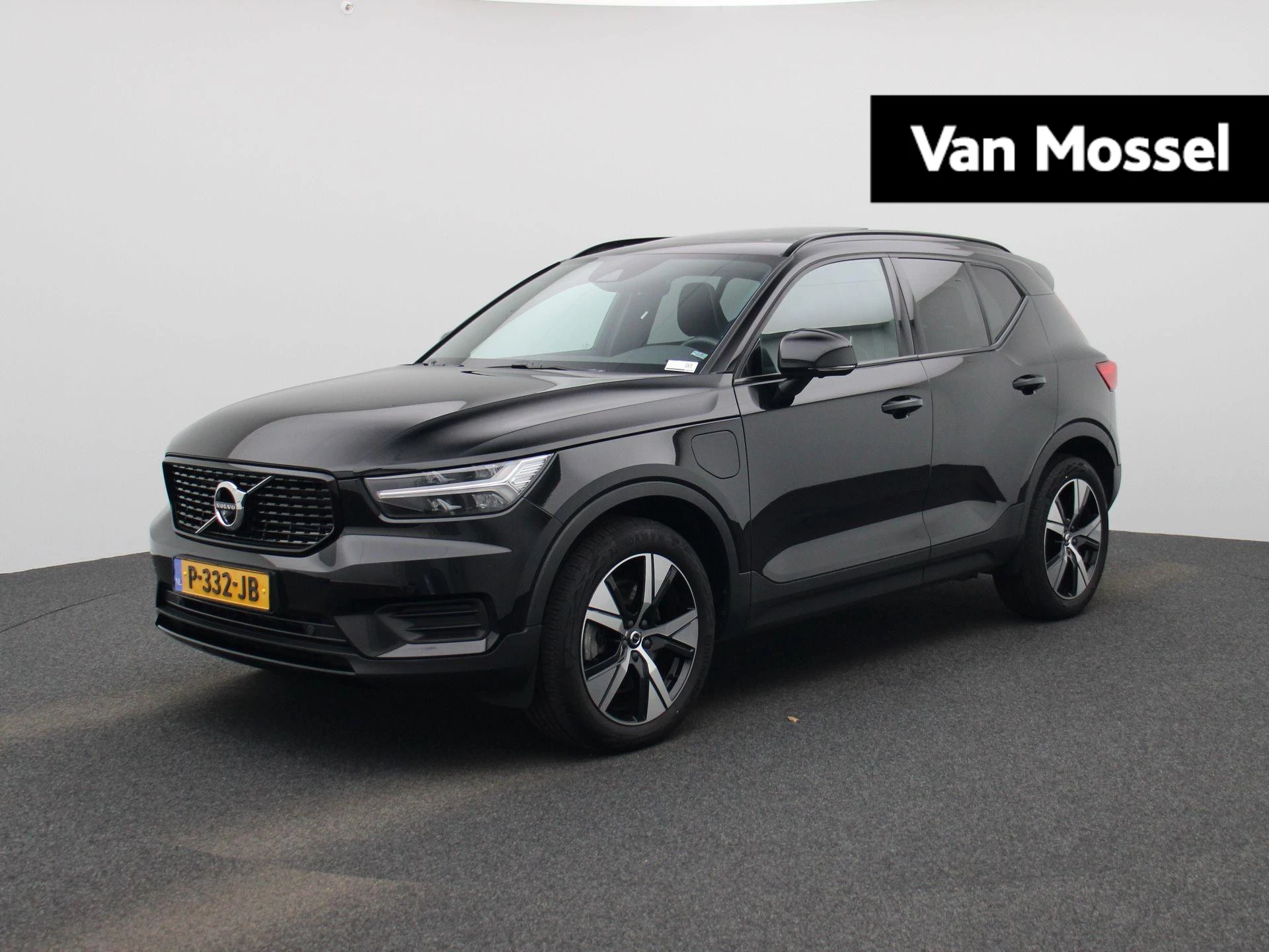 Volvo-XC40-image-0