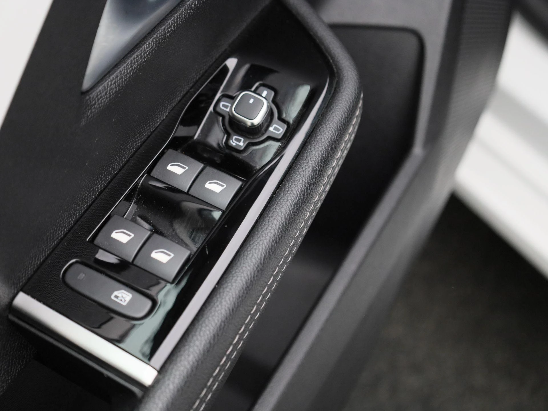 Opel-Astra-image-26
