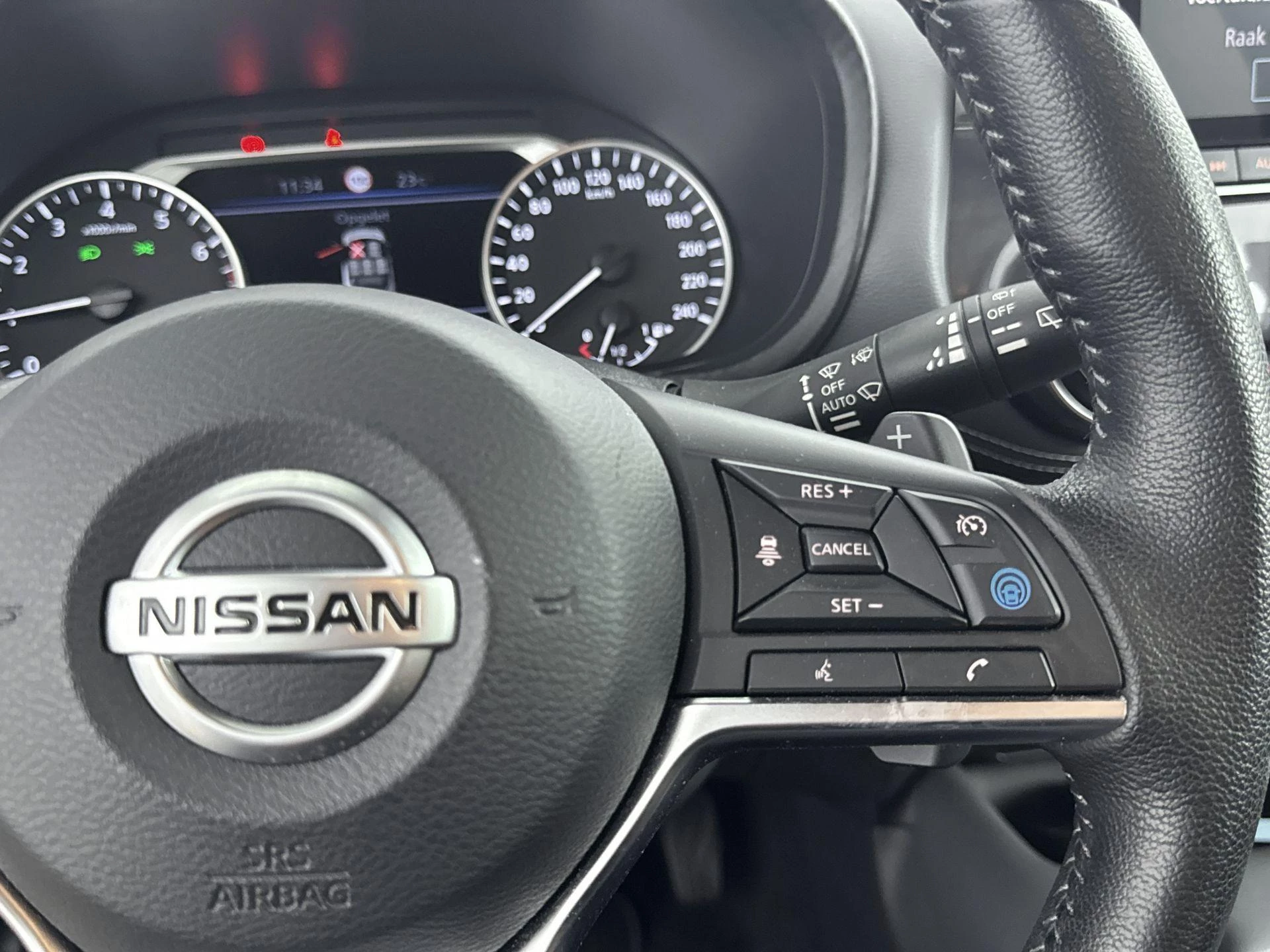 Nissan Juke 1.0 DIG-T N-Connecta 117PK