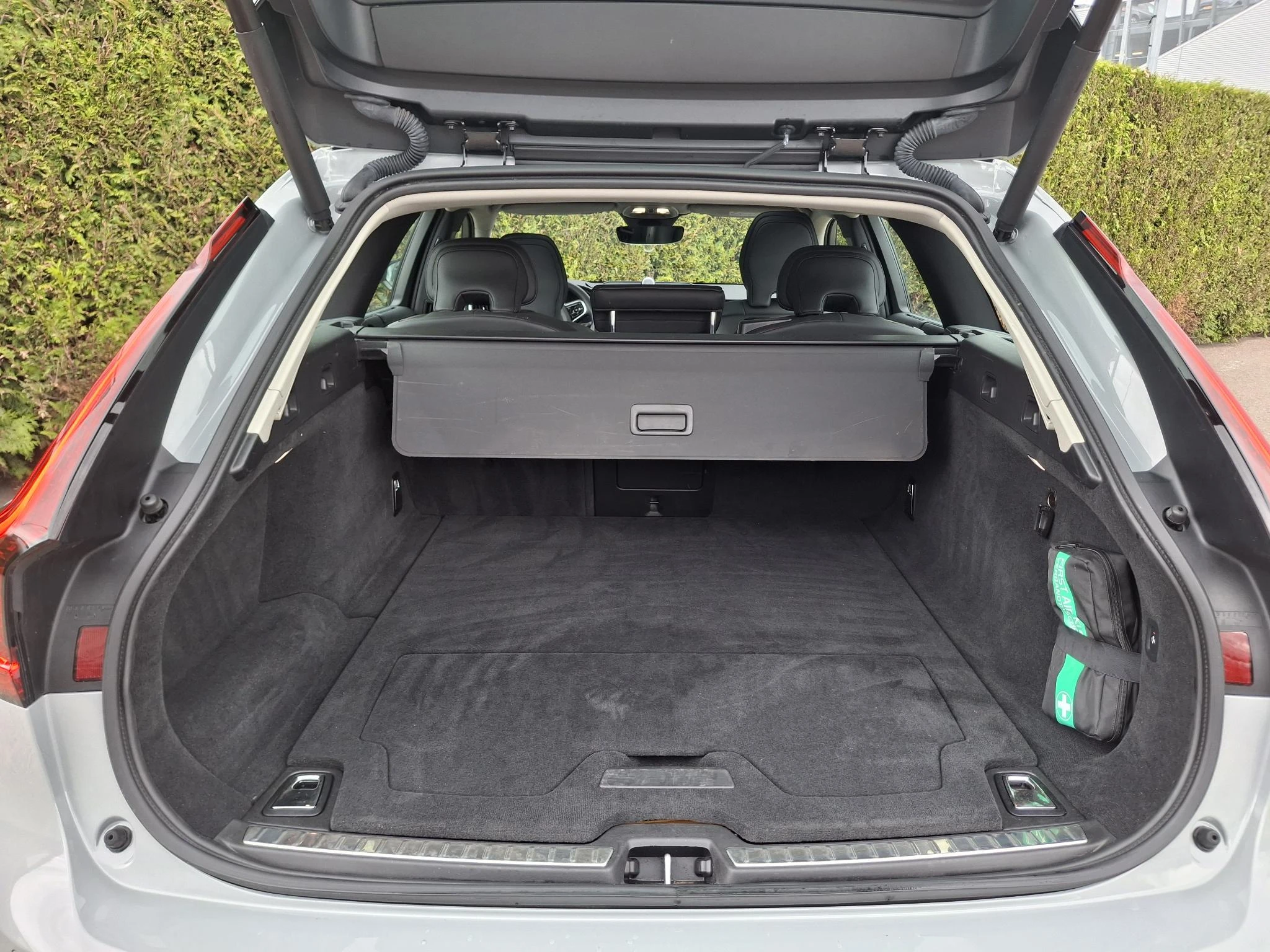 Volvo-V90-image-11