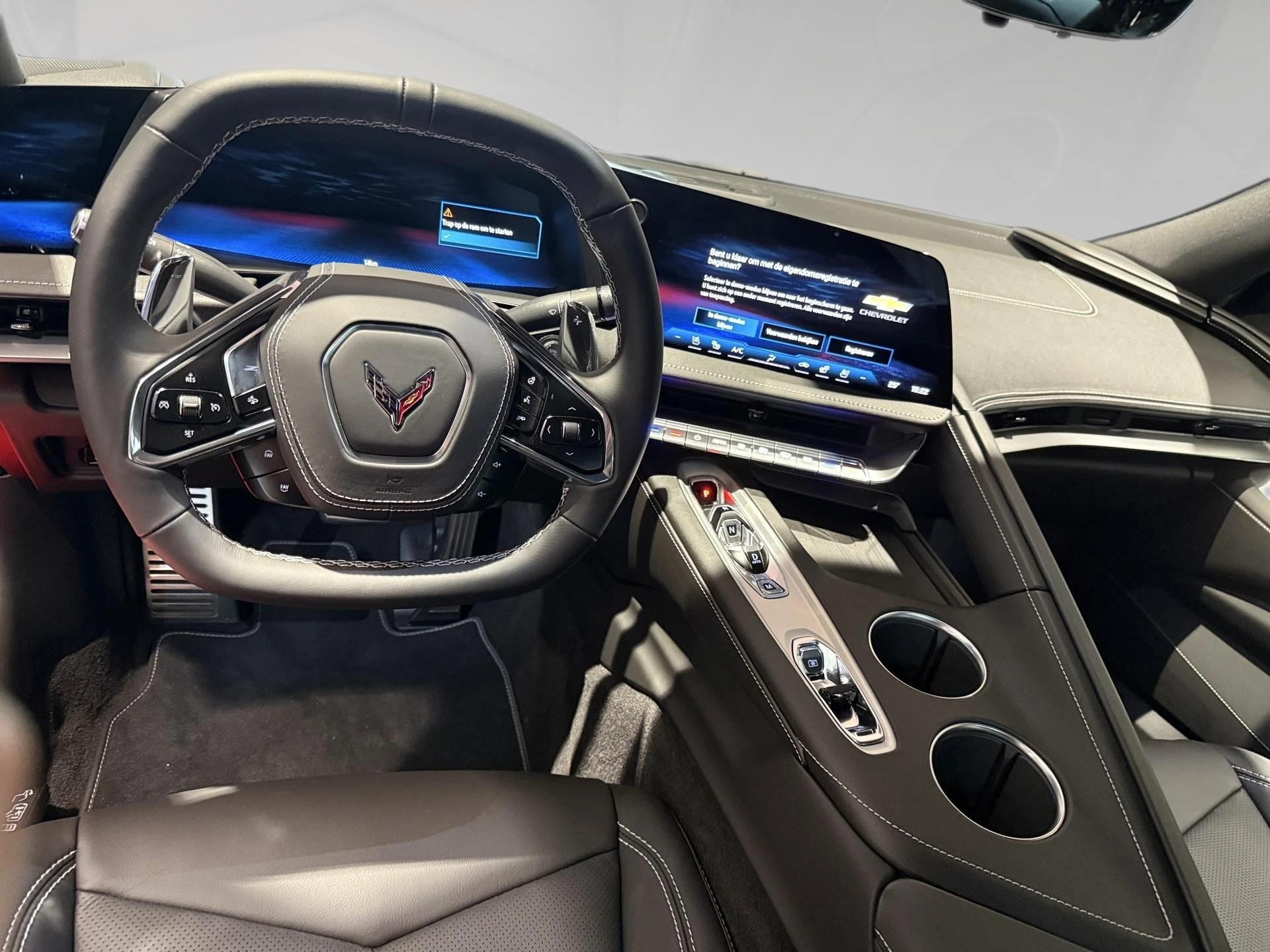 Chevrolet-Corvette-image-4