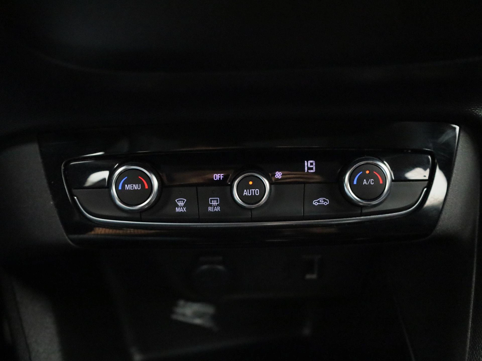 Opel-Corsa-e-image-16