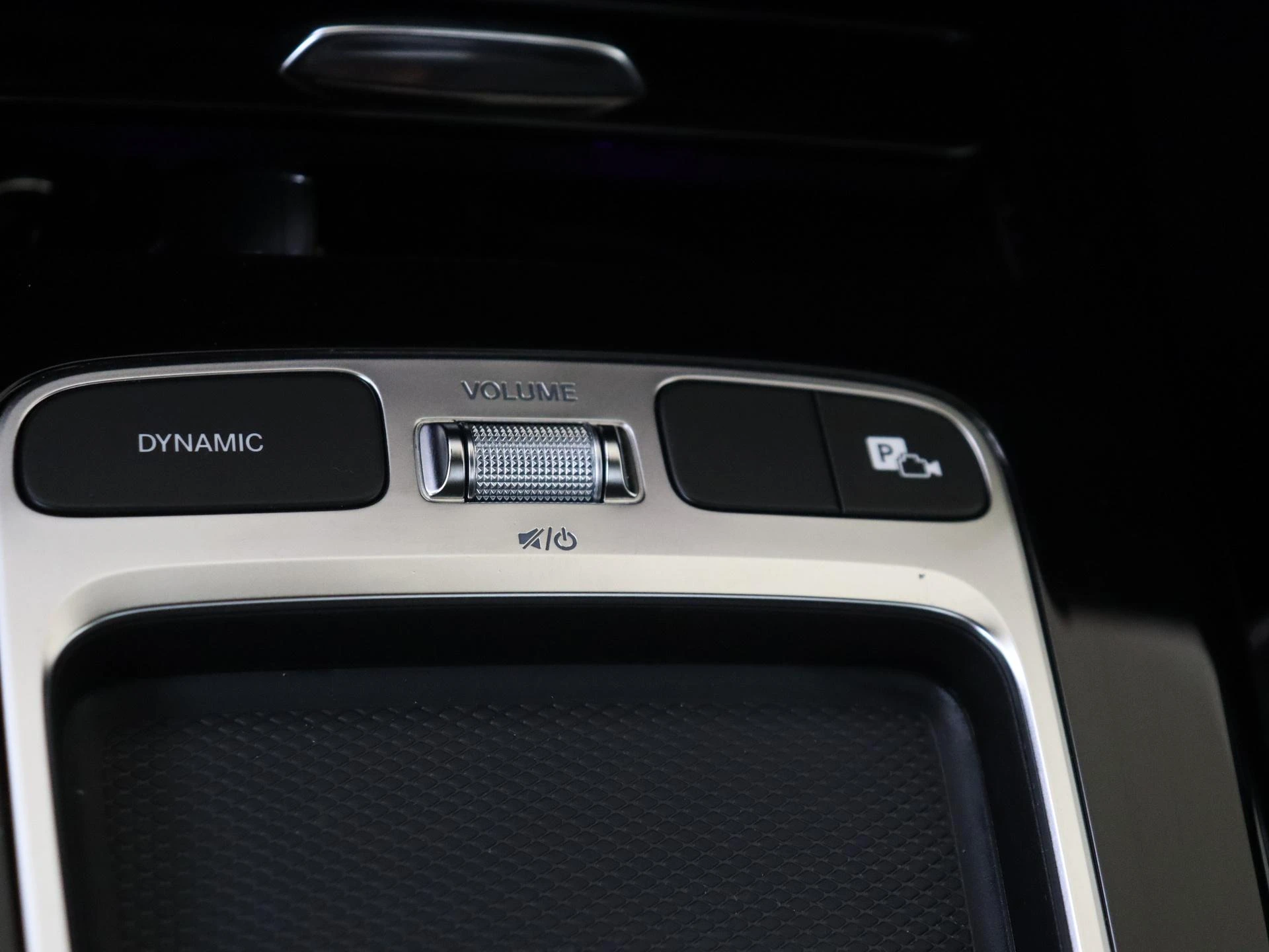 Mercedes-Benz-A-Klasse-image-20