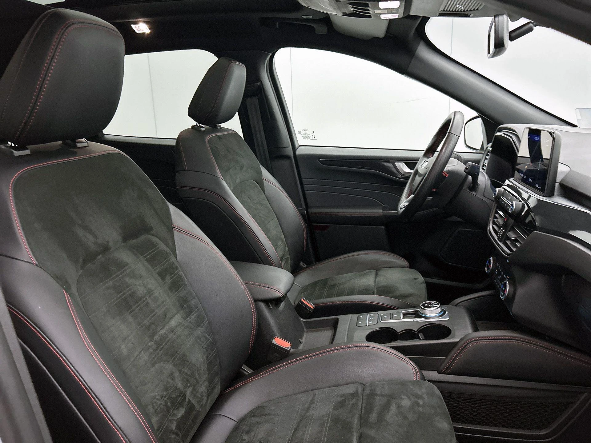 Ford-Kuga-image-37