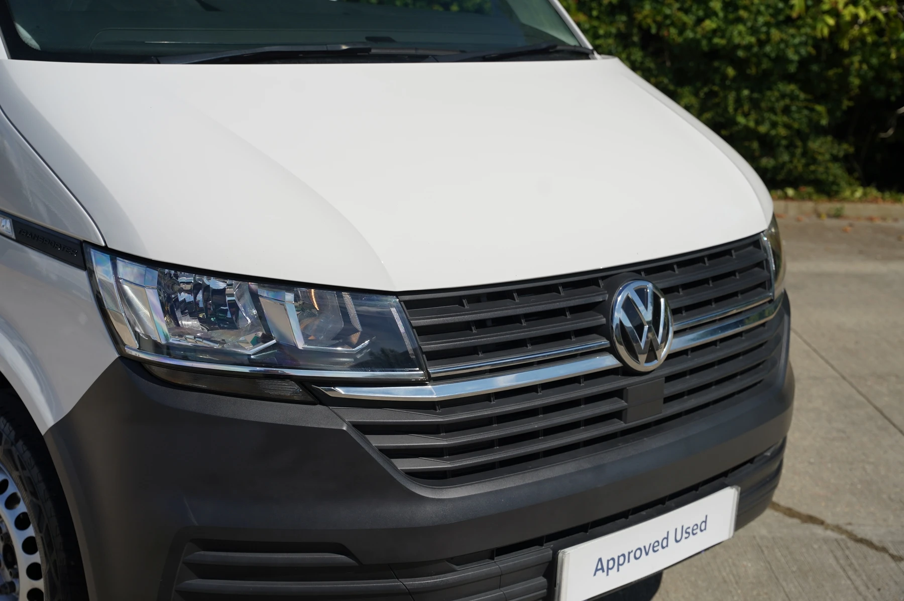 Volkswagen-Transporter-image-31