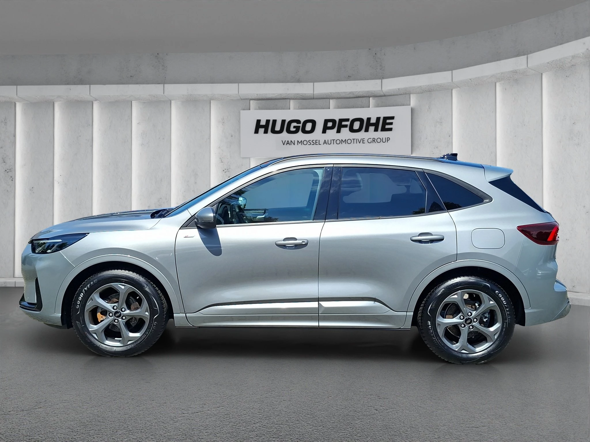 Ford Kuga ST-Line Aut.*PANO*KAM*LED-MATRIX*NAVI*GRA*WINTER-PKT.