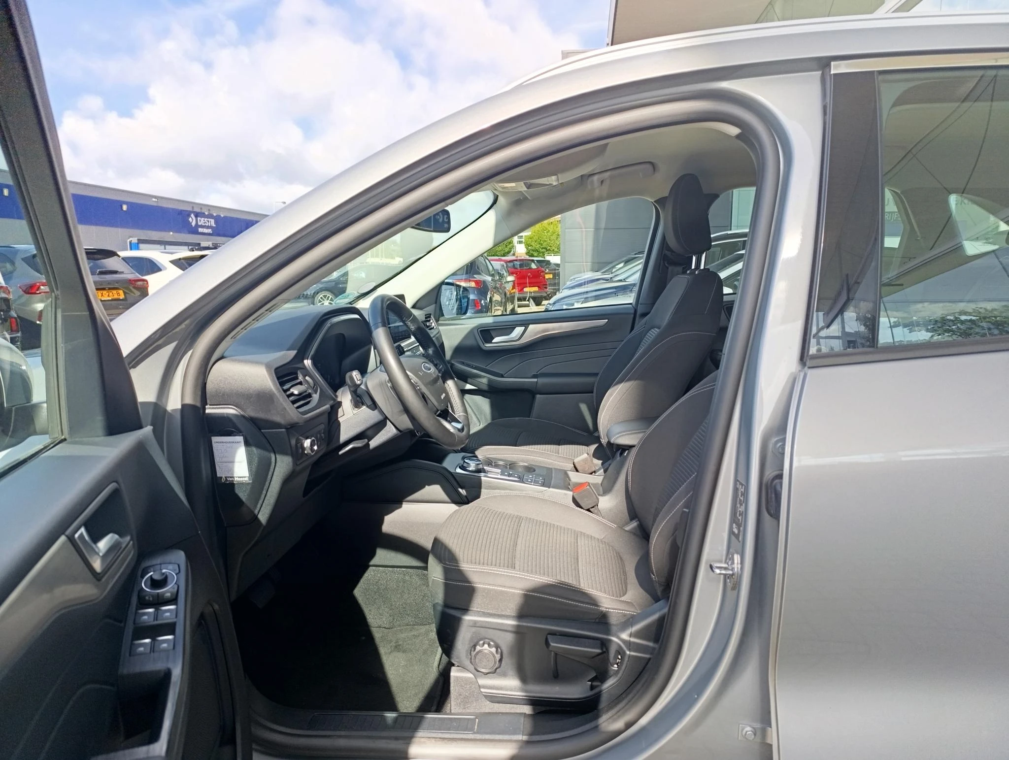 Ford-Kuga-image-12
