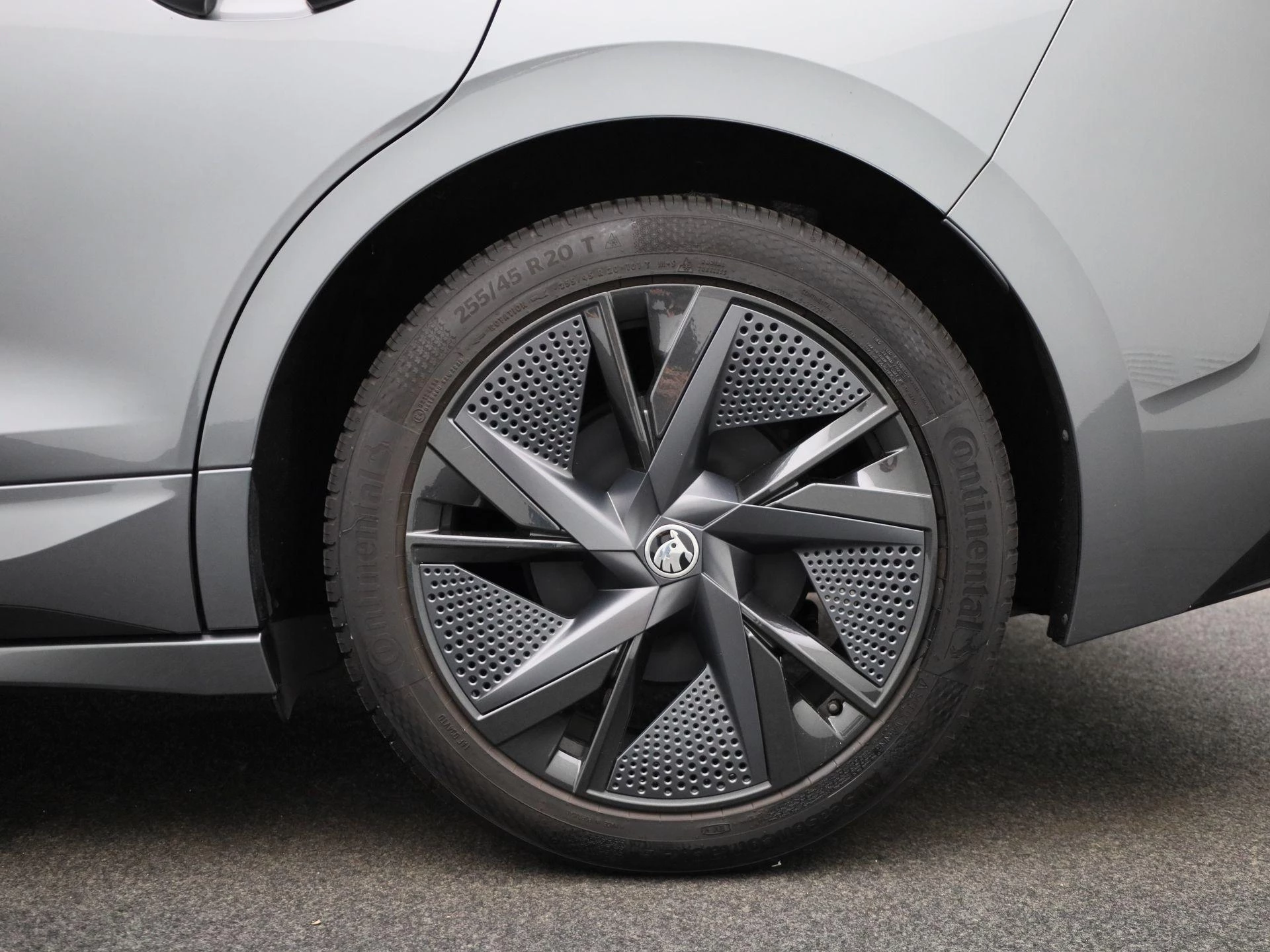 Škoda-Enyaq Coupe-image-12