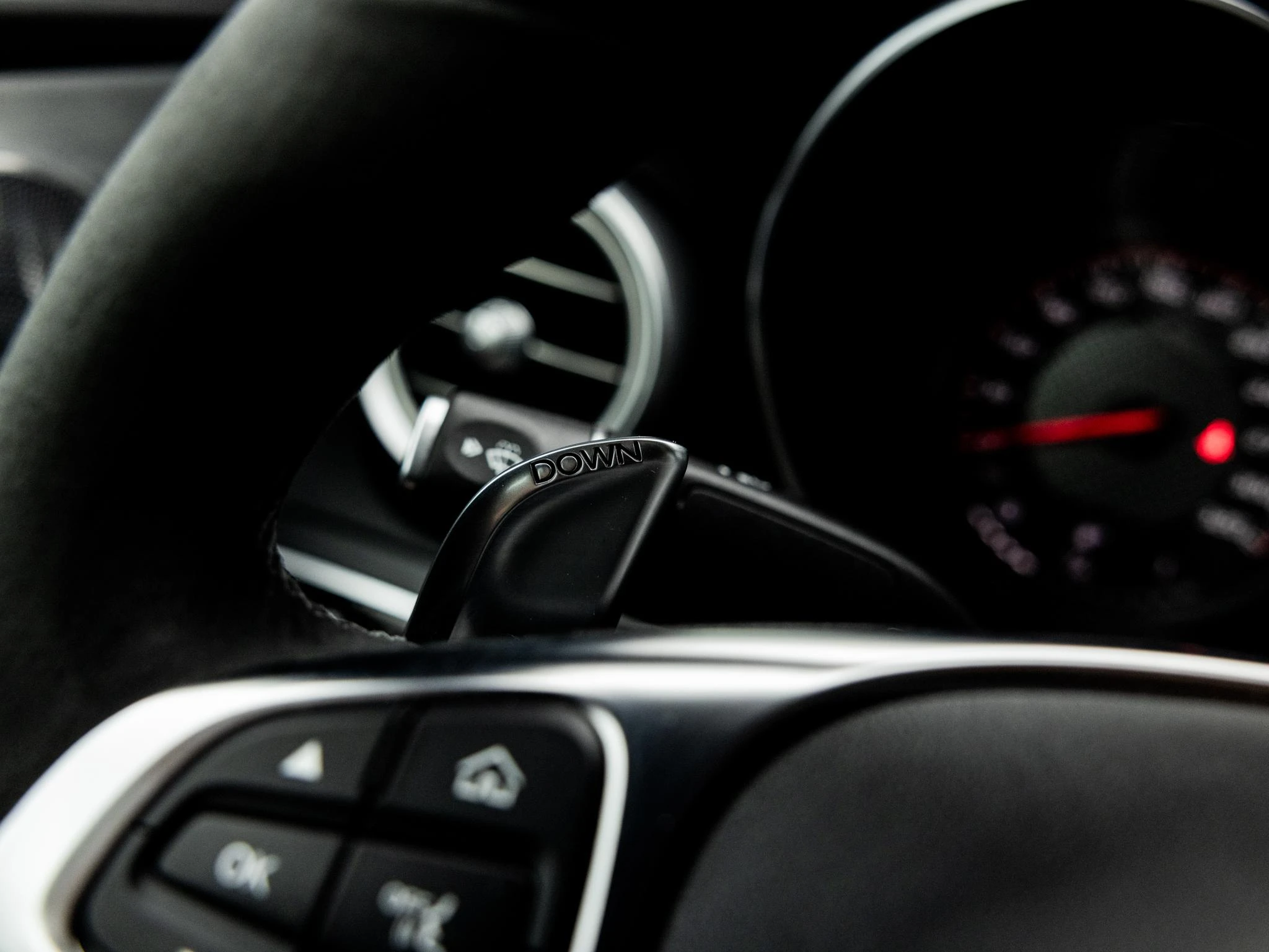 Mercedes-Benz-C-Klasse-image-34