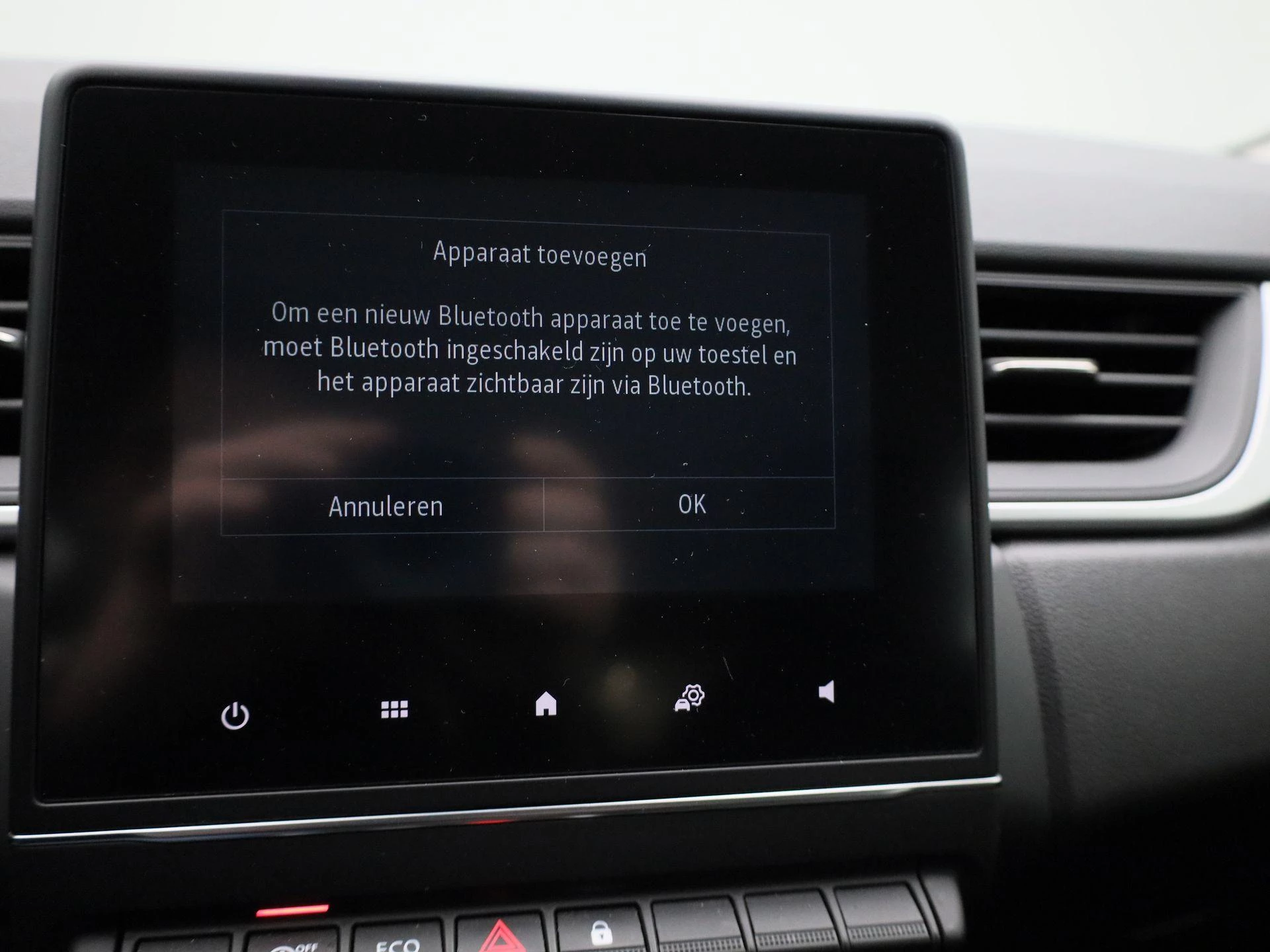 Renault-Captur-image-21