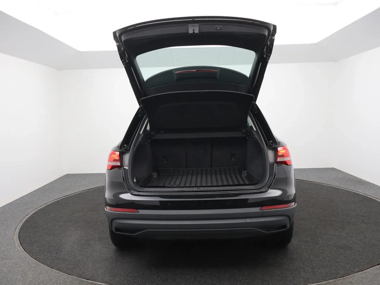 Audi-Q3-image-13