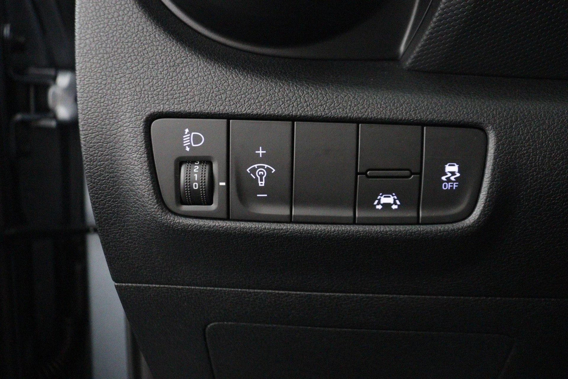 Hyundai-Kona-image-30