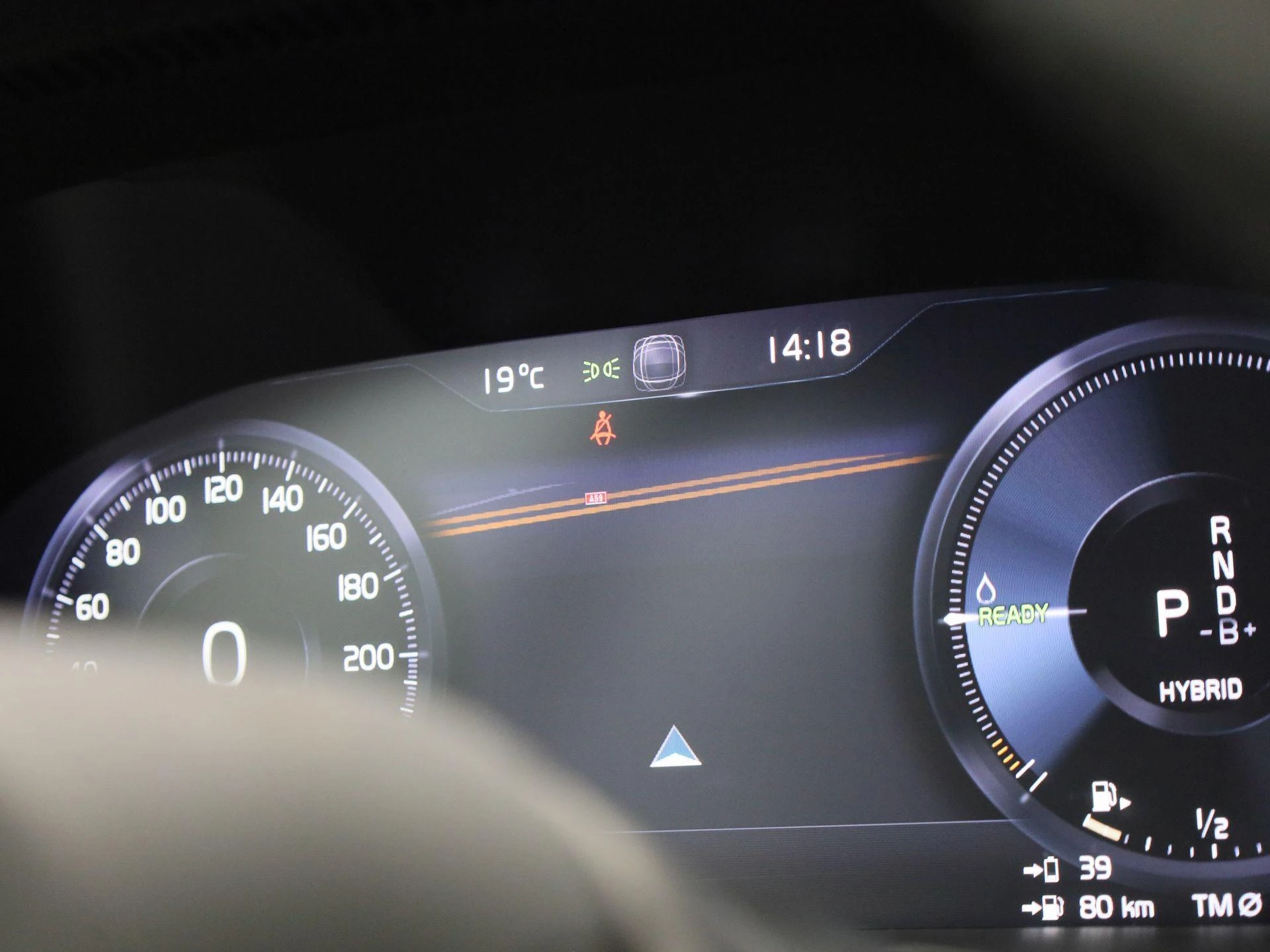 Volvo-XC40-image-24