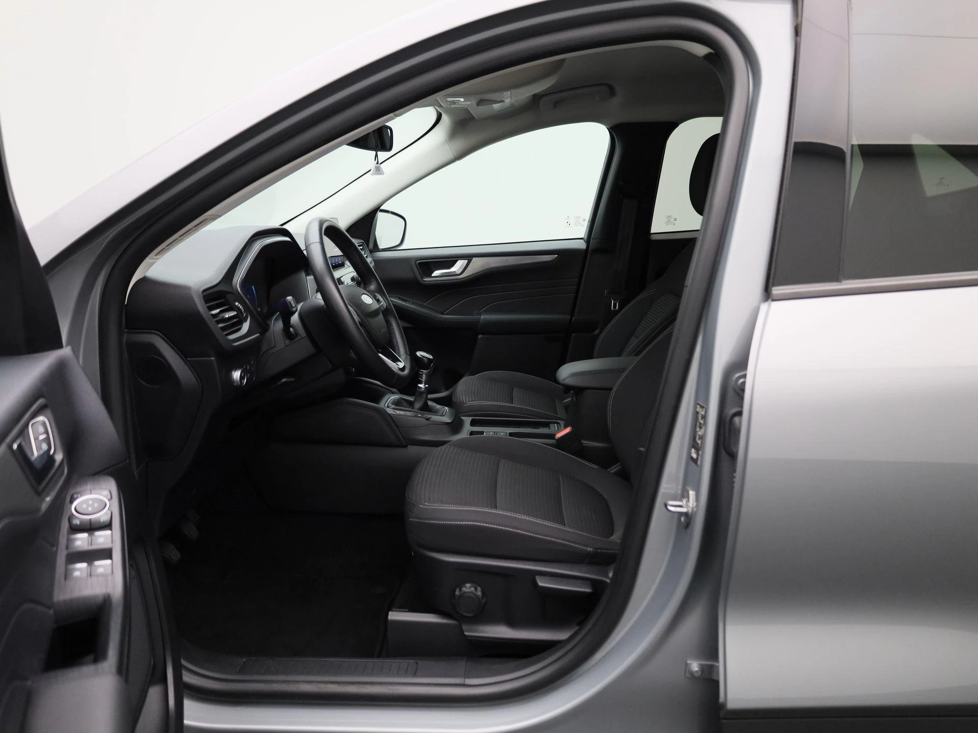 Ford-Kuga-image-8