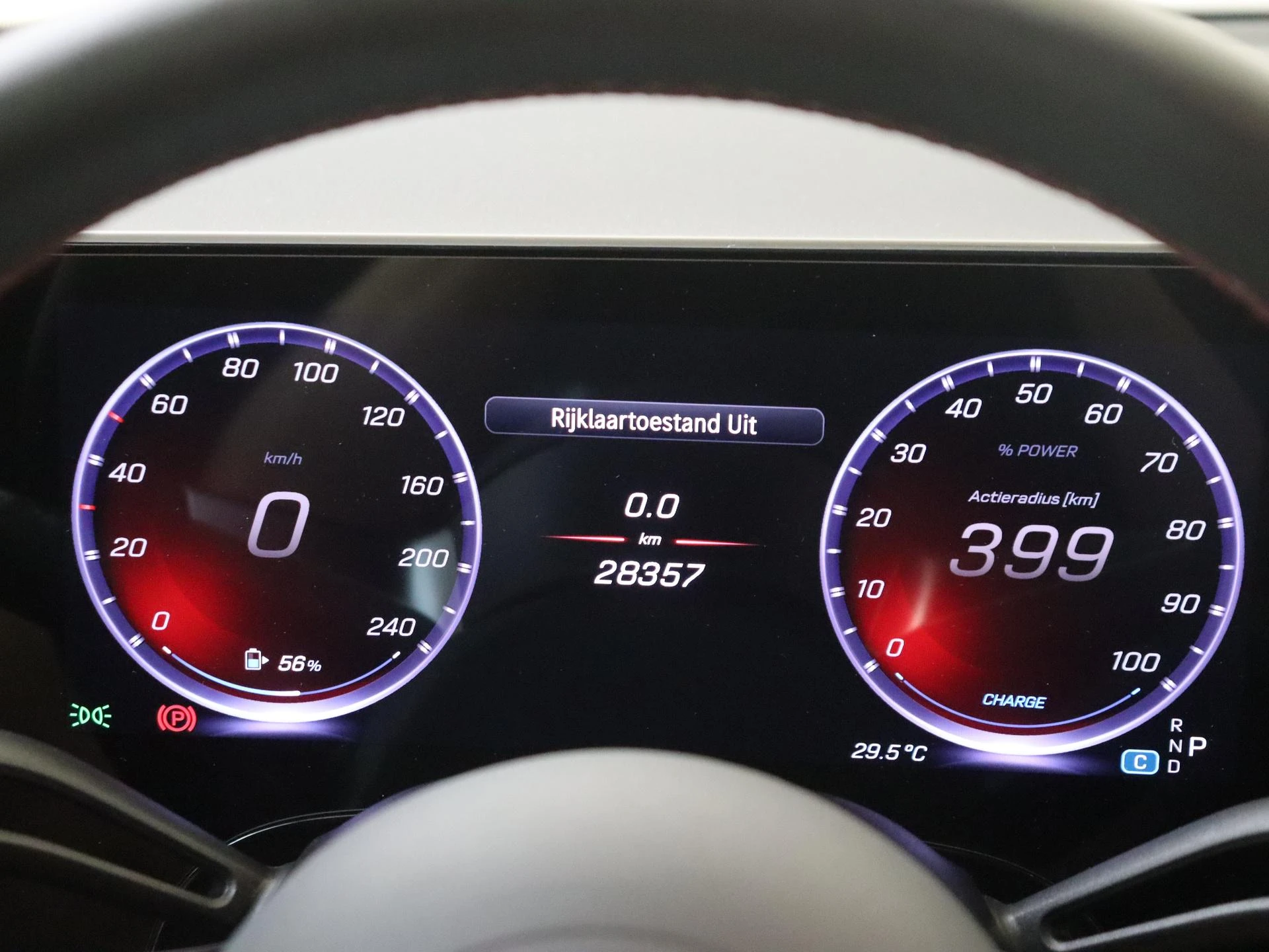Mercedes-Benz-CLA-image-11
