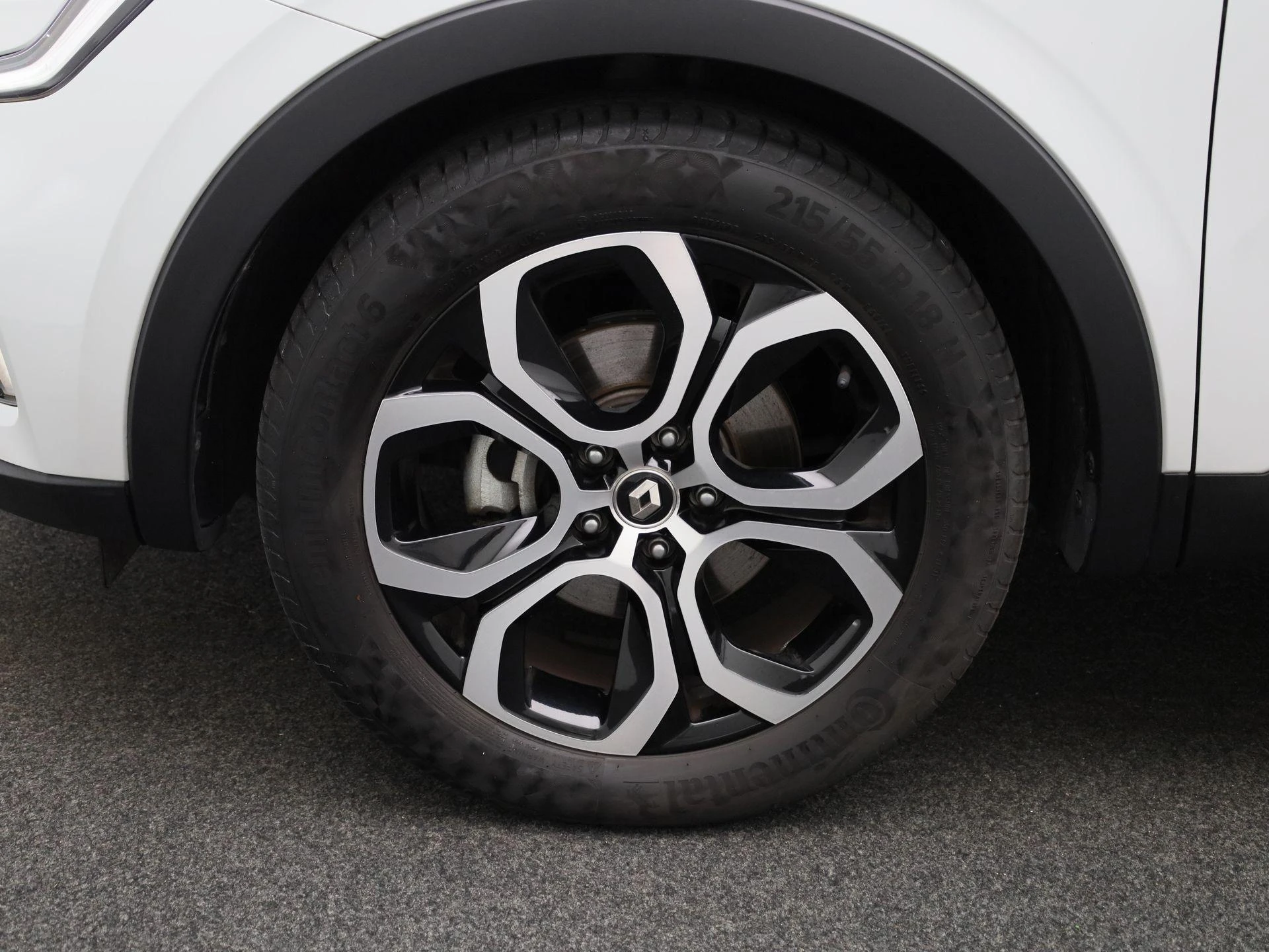Renault-Arkana-image-14