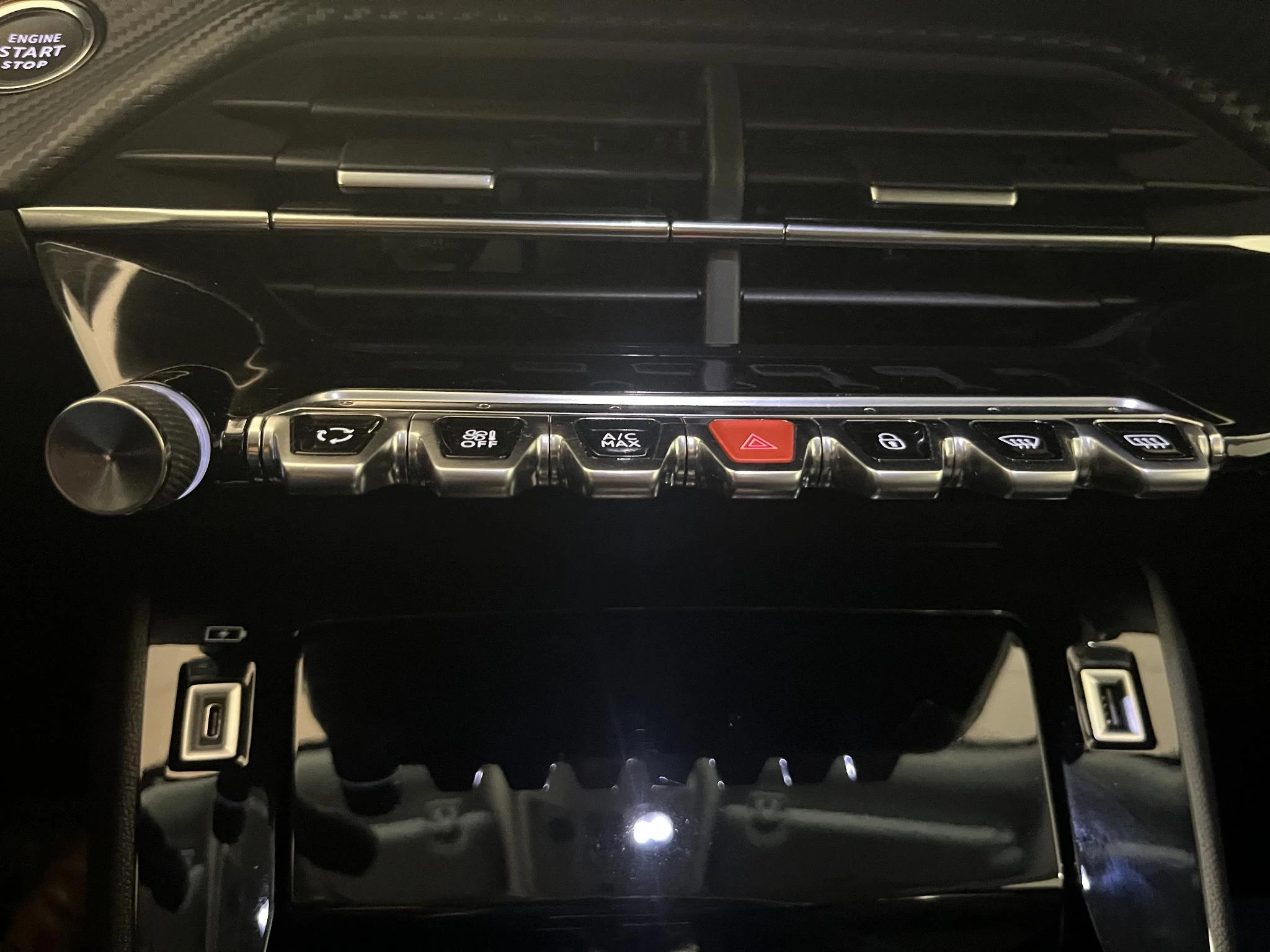 Peugeot-2008-image-13