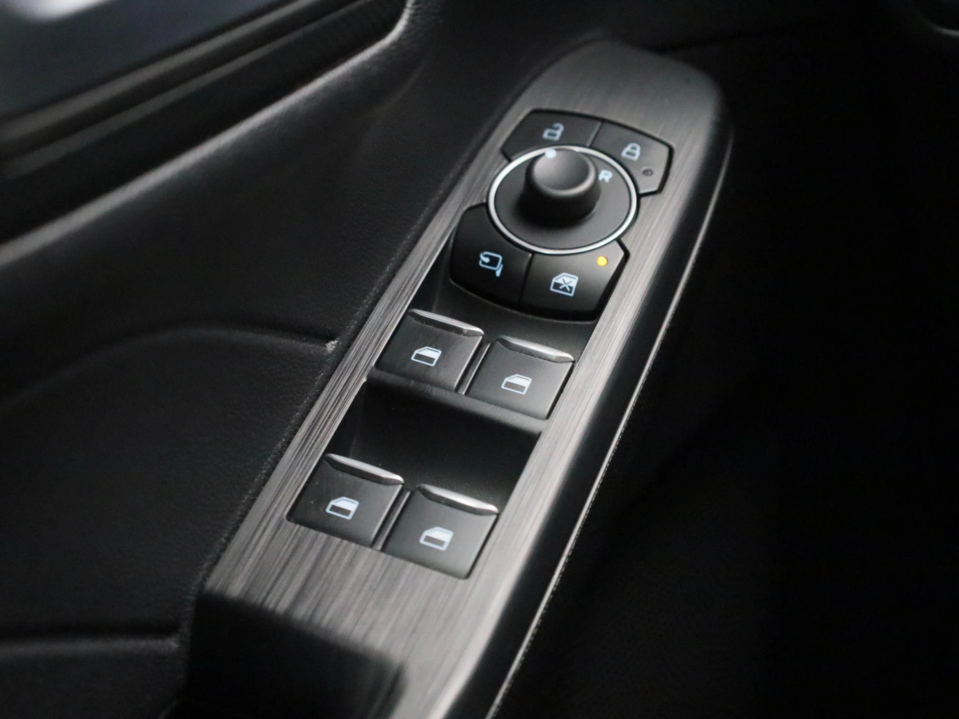 Ford-Kuga-image-30