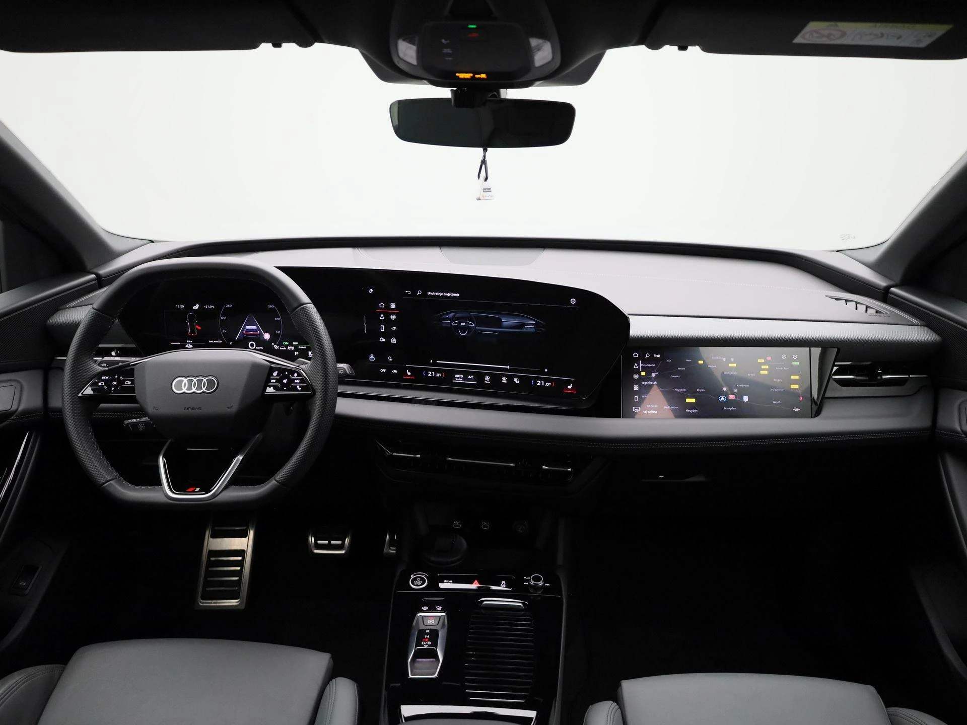 Audi-Q6 e-tron-image-42