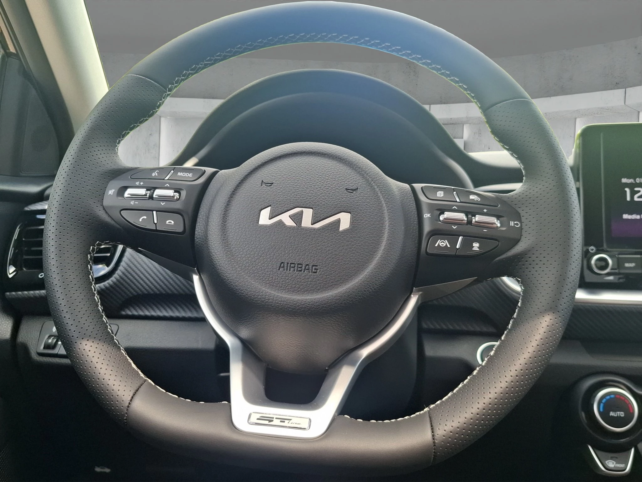 Kia Stonic GT-Line 100 PS 48V Autom. Spirit ACC LED RFK PDC SHZ LEDER *SALE*