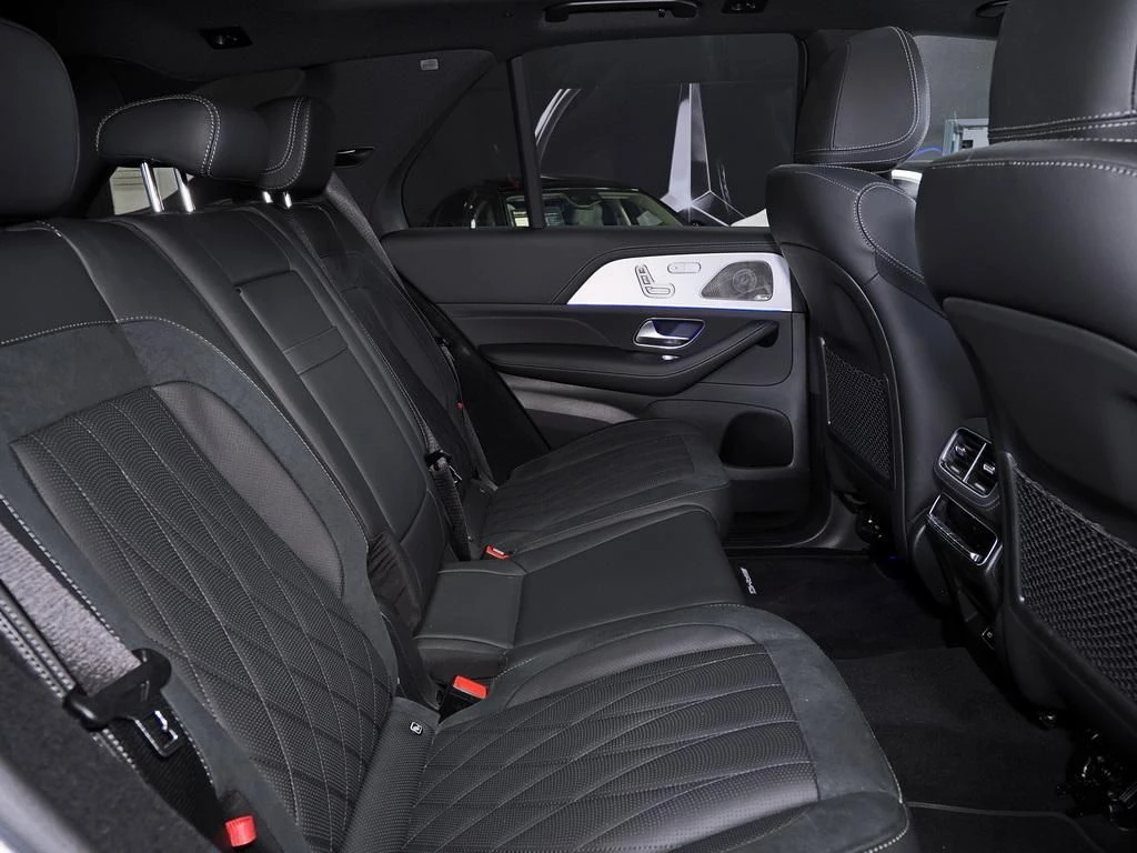 Mercedes-AMG-GLE 63 S AMG-image-14