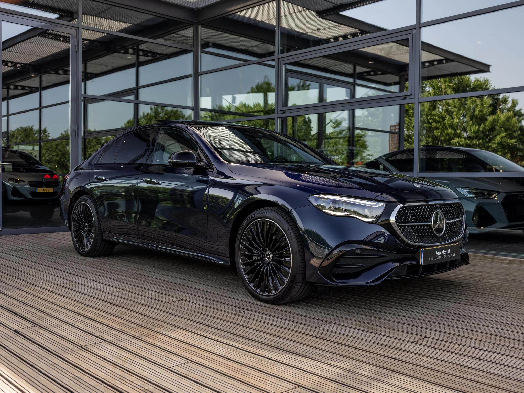 Mercedes-Benz E-Klasse 300 e AMG Line