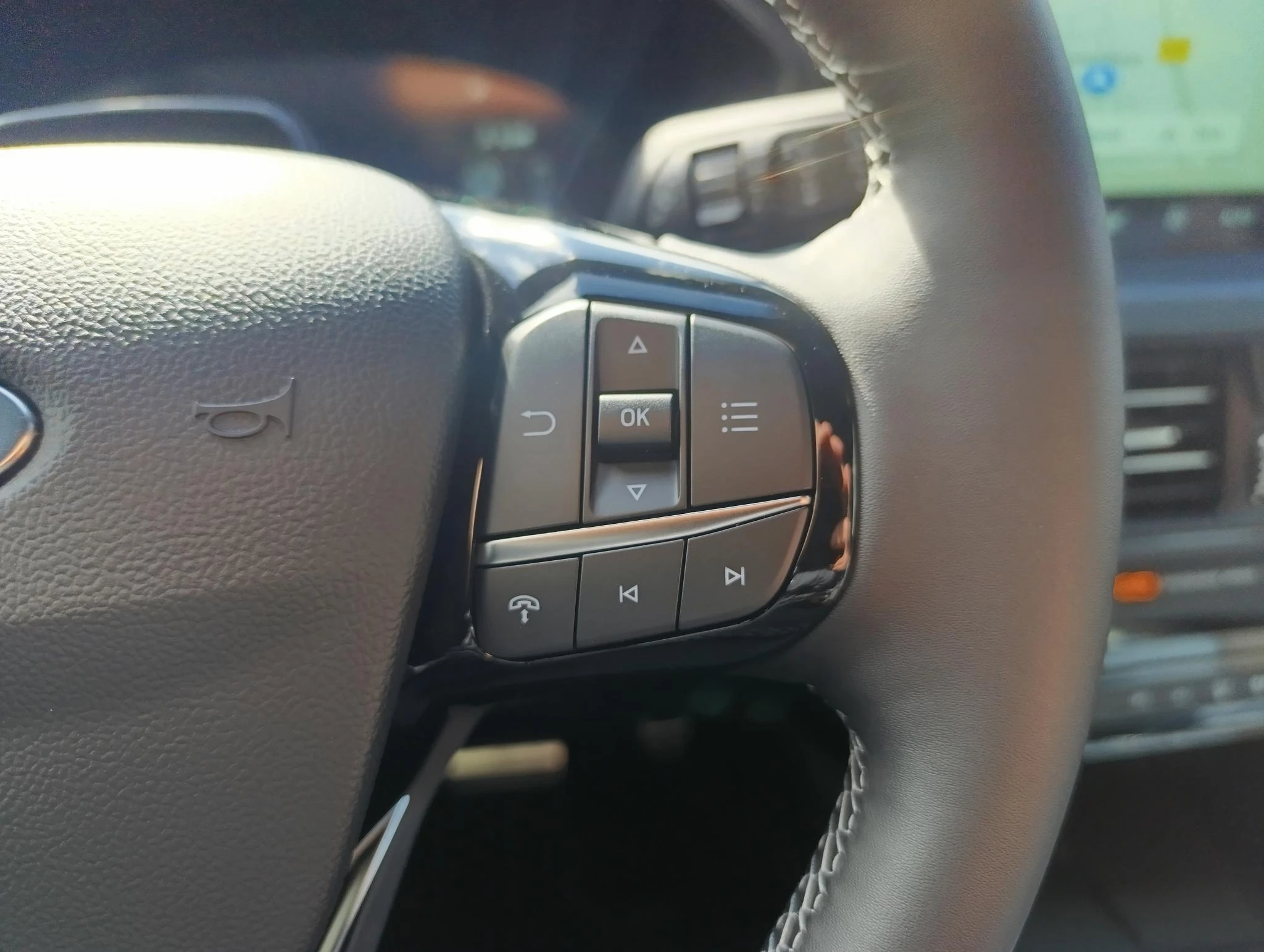Ford-Kuga-image-28