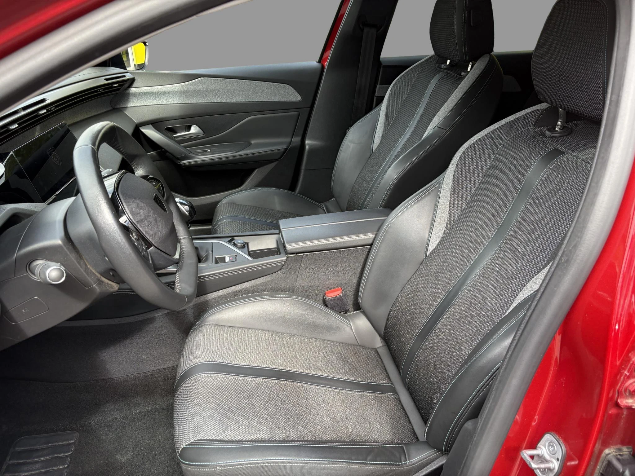 Peugeot-308-image-13