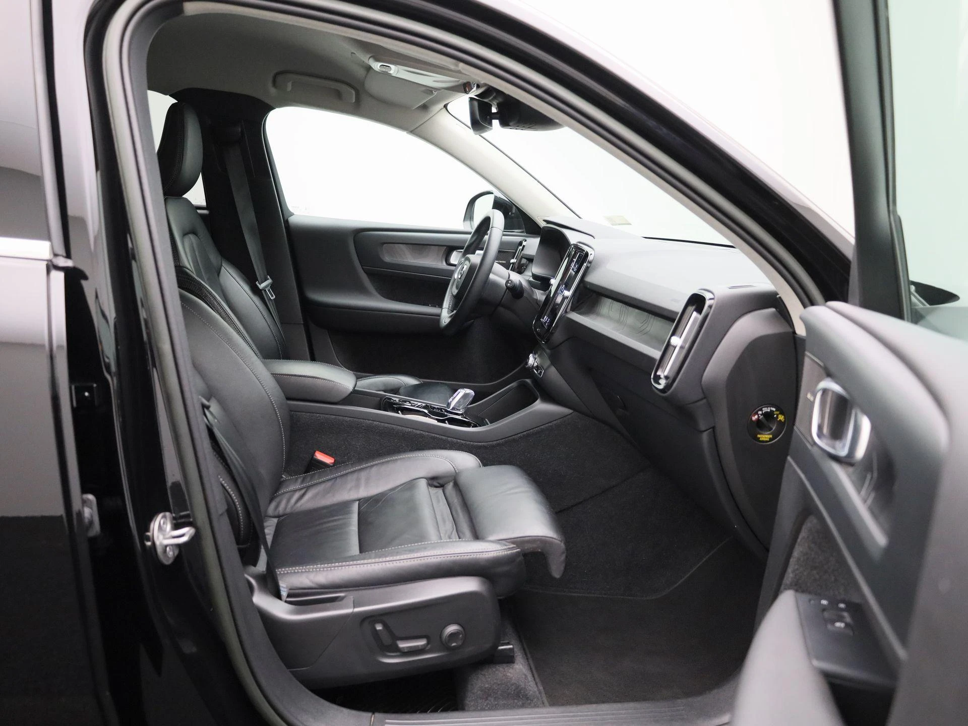 Volvo-XC40-image-39