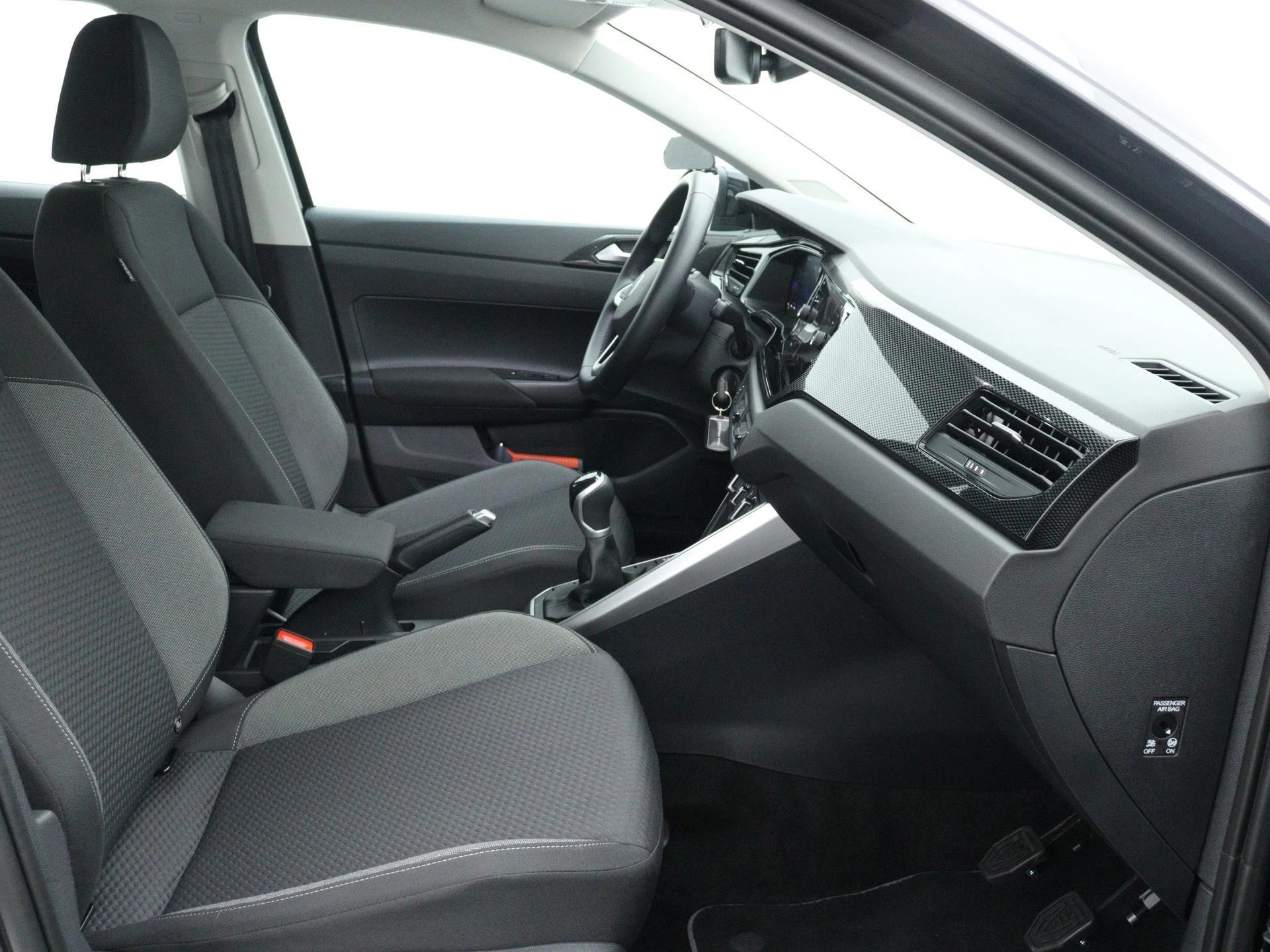 Volkswagen-Taigo-image-4