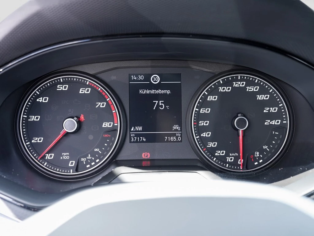 SEAT Arona 1,0 TSI FR,LED,ALU 18",Kamera,Navi Sitzheizung,ACC
