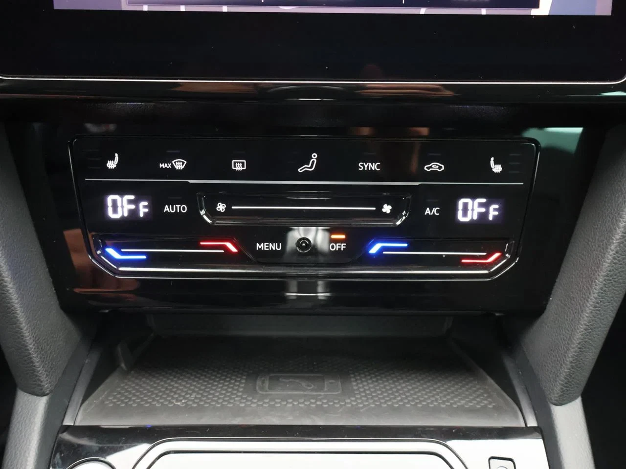 Volkswagen-Passat-image-15