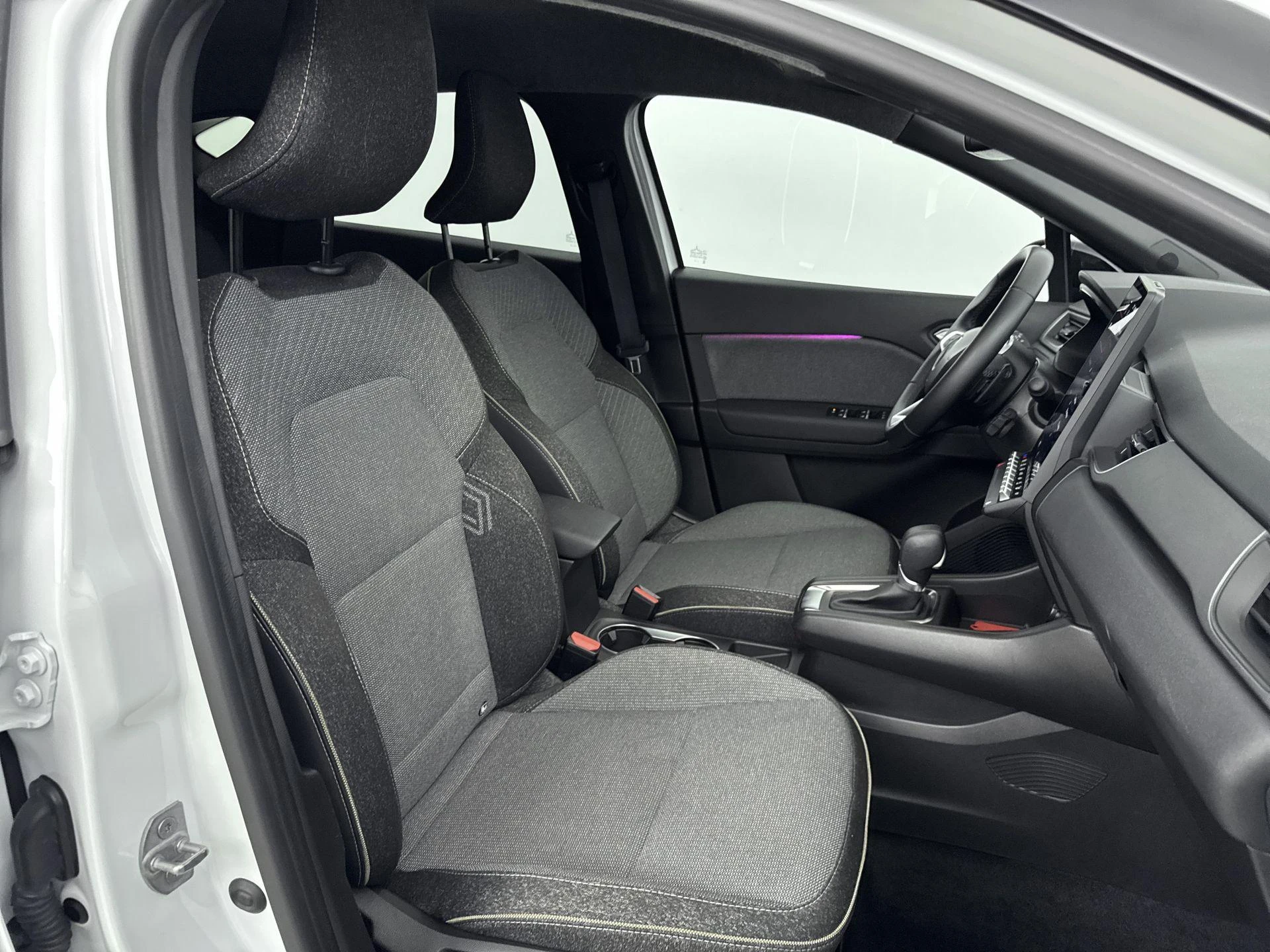 Renault-Captur-image-24