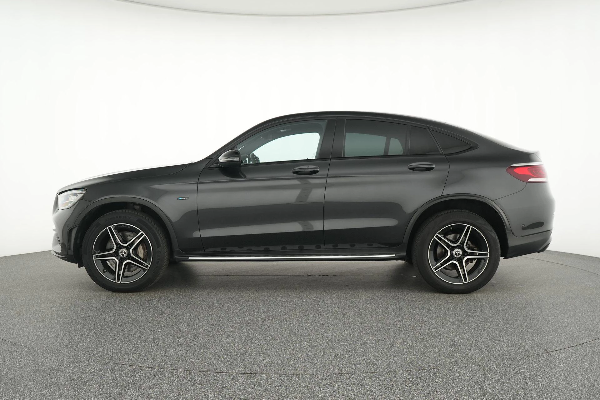 Mercedes-Benz GLC 300de Coupé AMG Line + LEDER + CARPLAY + BURMESTER +