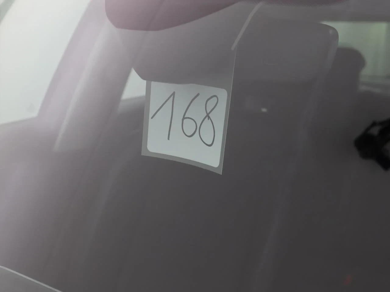Volkswagen-T-Roc-image-29